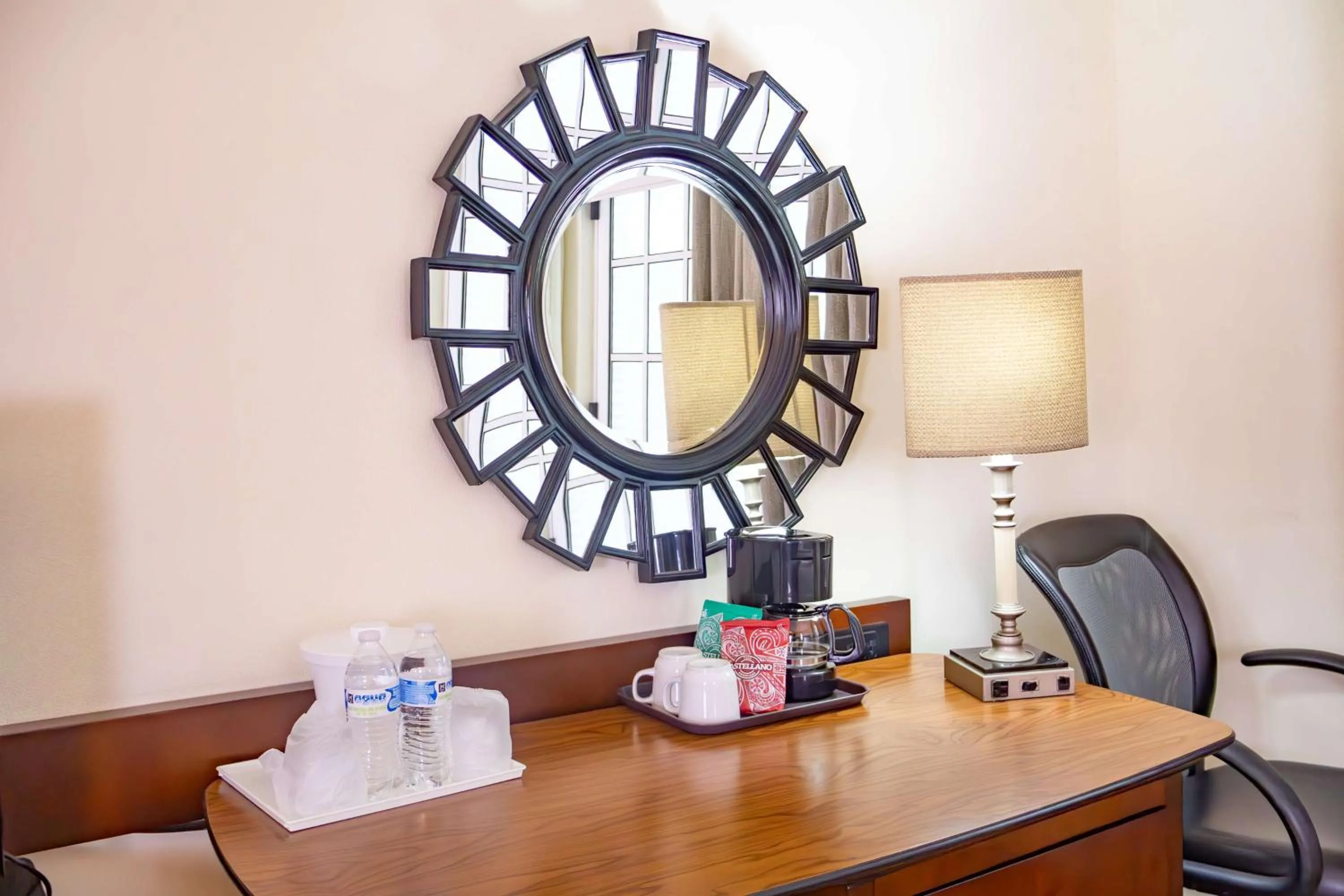 Bedroom in Best Western PLUS Monterrey Colón