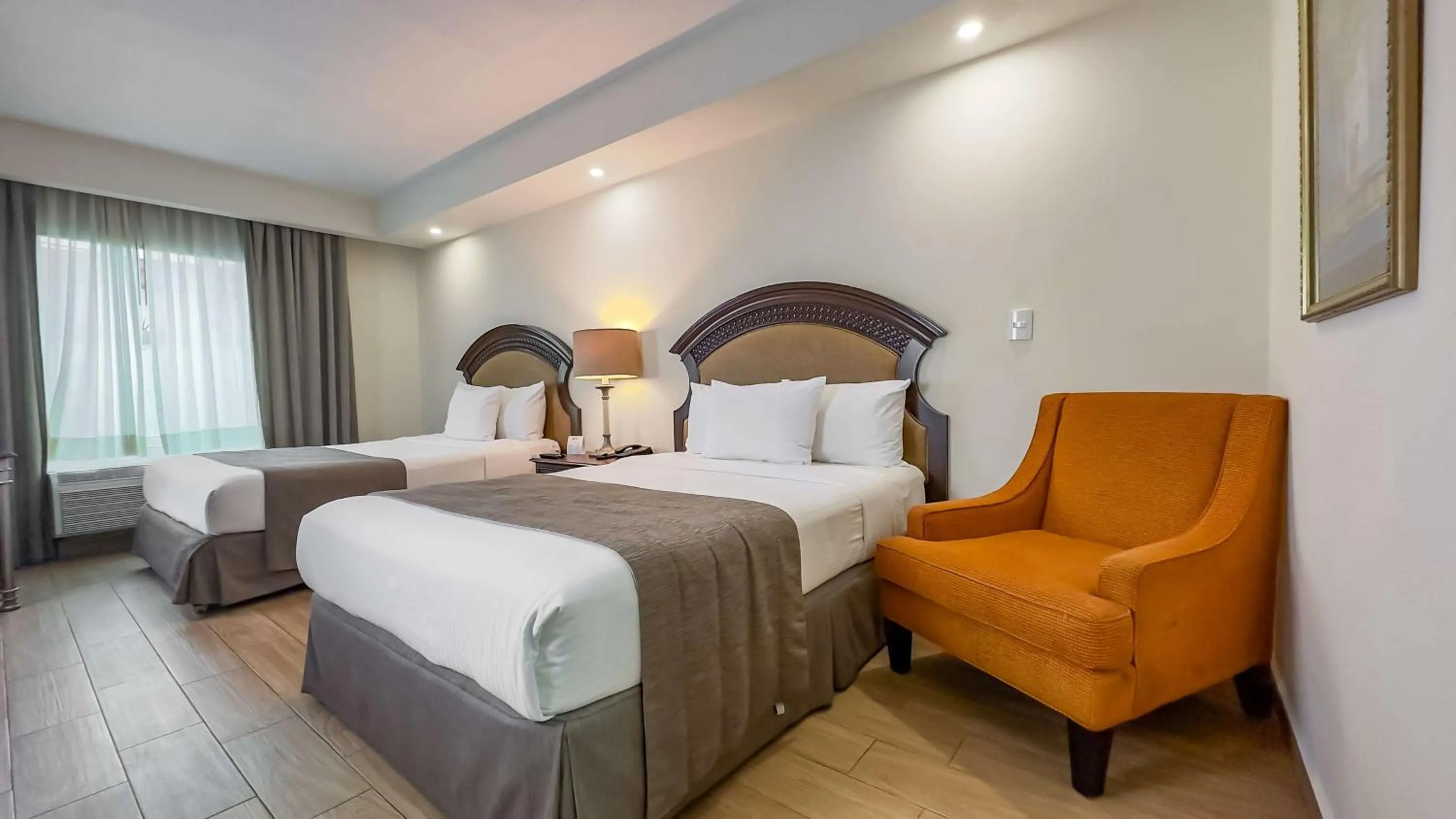 Photo of the whole room, Bed in Best Western PLUS Monterrey Colón