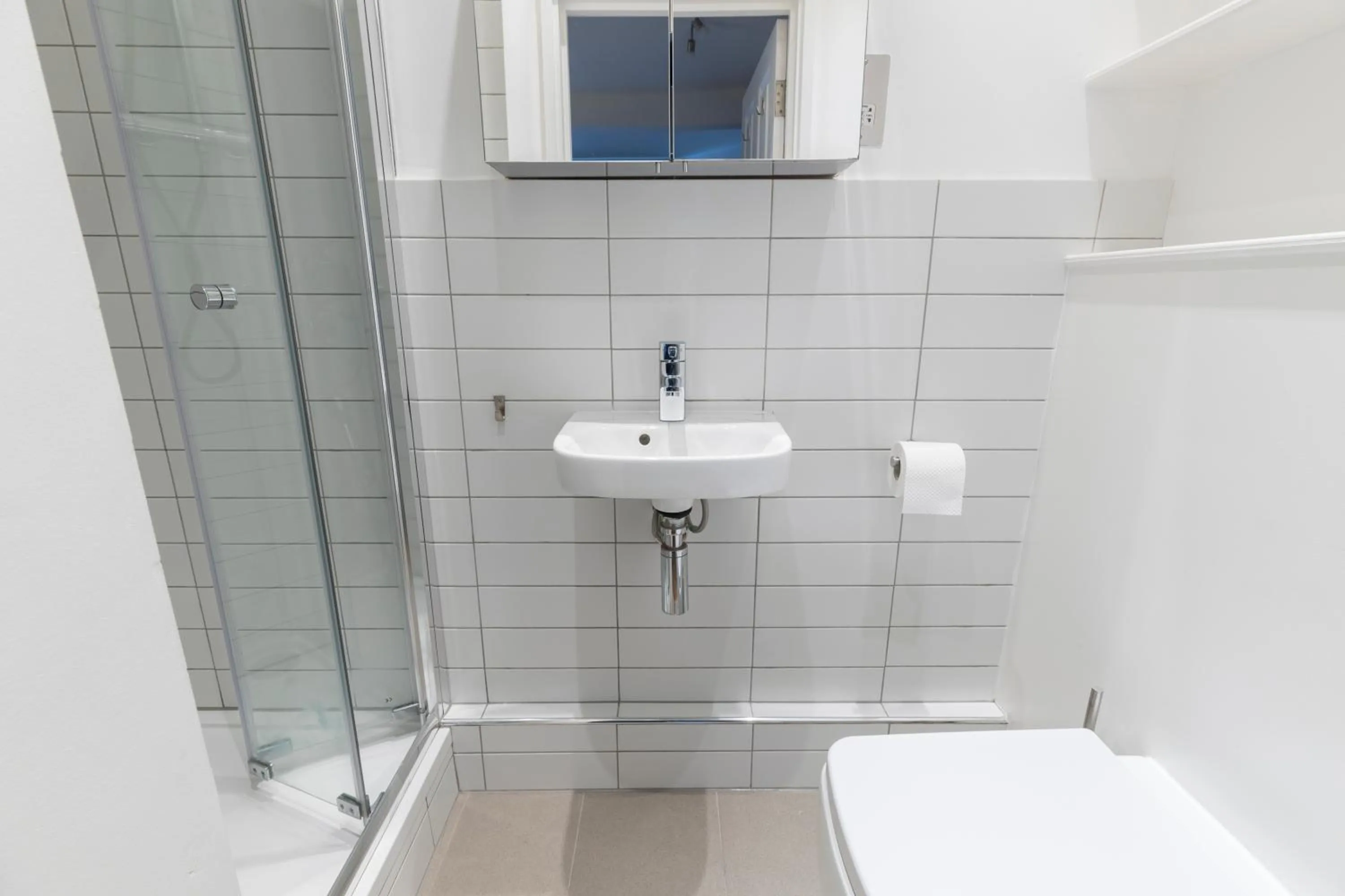 Bathroom in AVAL Spacious and chic flat in Angel