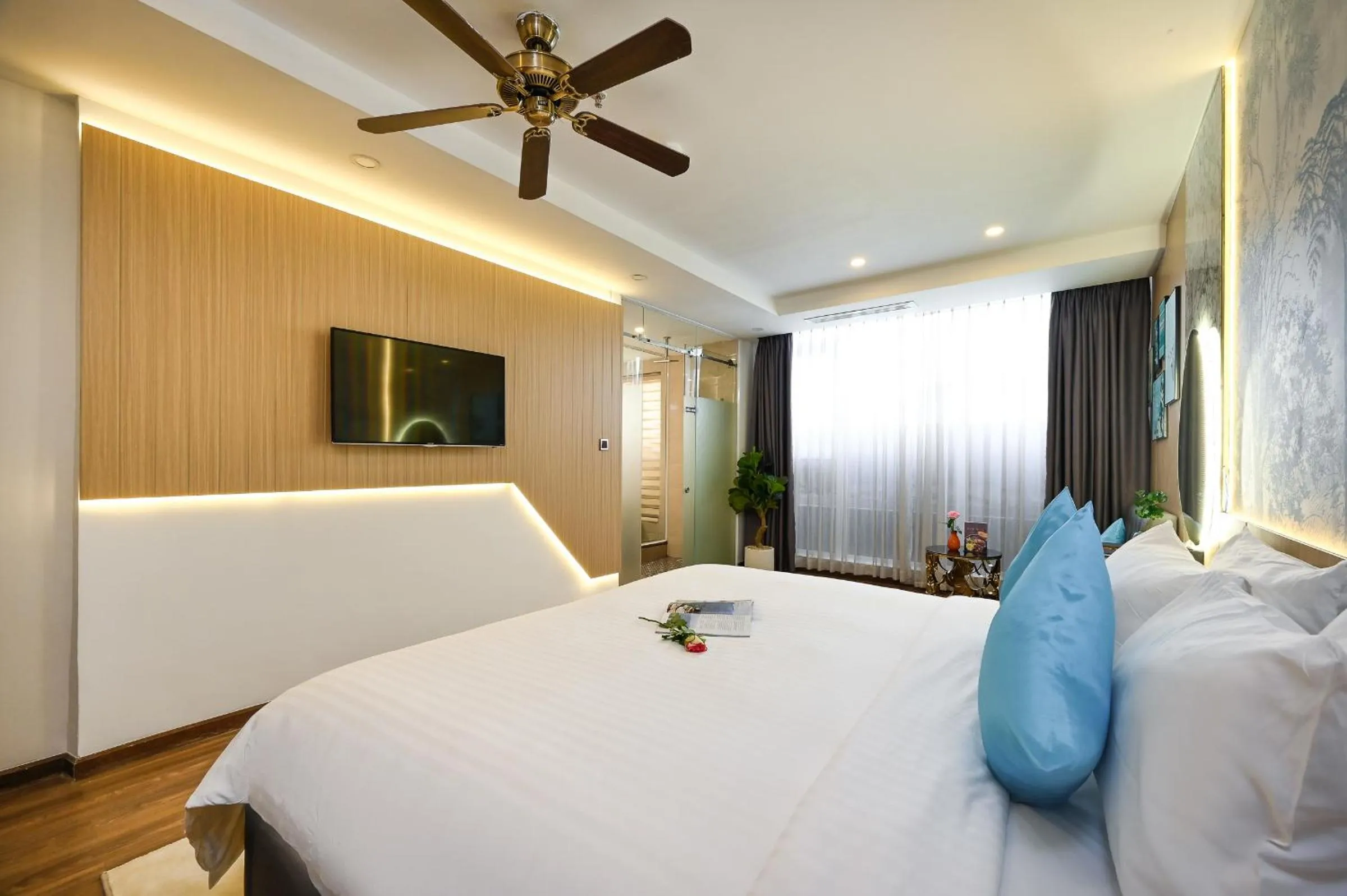 Bed in Cicilia Saigon Center