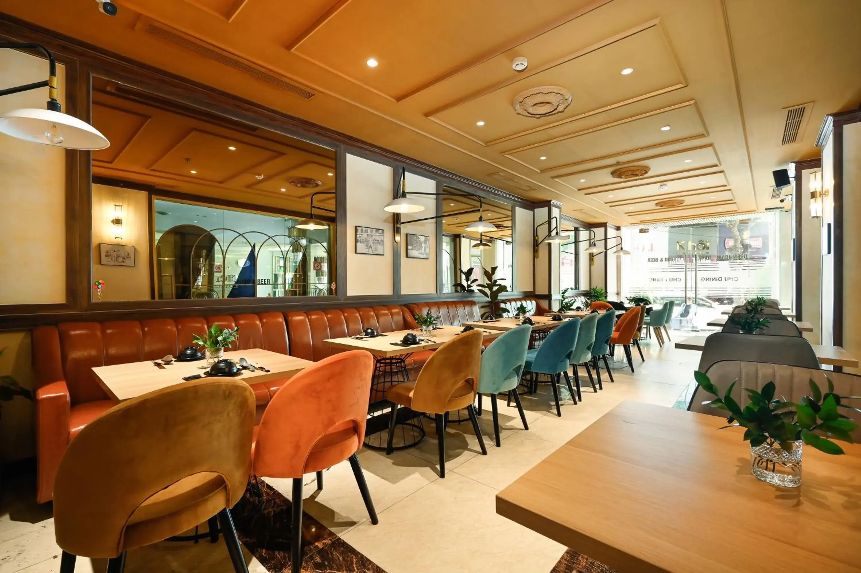 Restaurant/places to eat in Cicilia City Hotel Saigon Center Restaurant/places to eat in Cicilia City Hotel Saigon Center