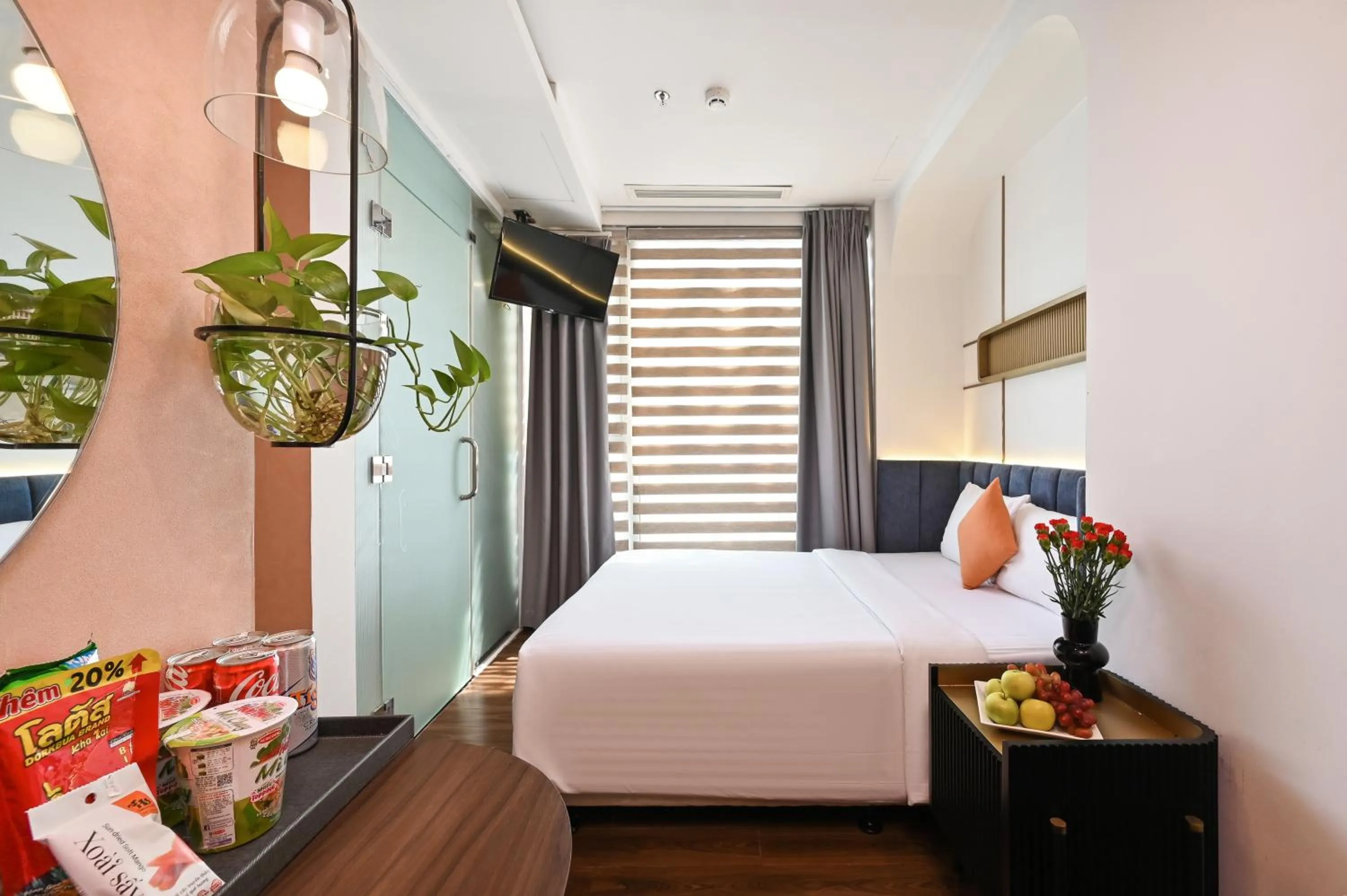 room service, Bed in Cicilia Saigon Center