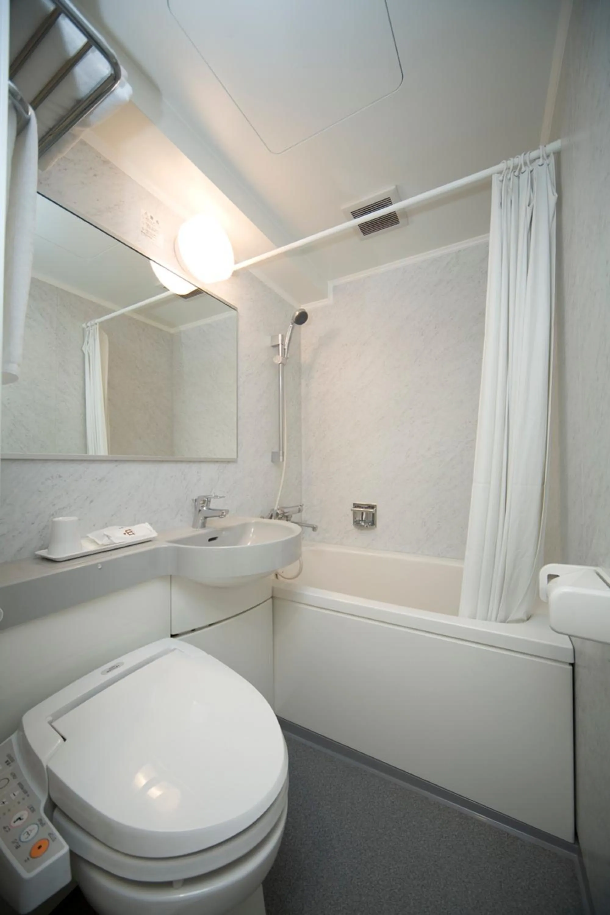 Bathroom in Hotel Mid In Meguro Ekimae