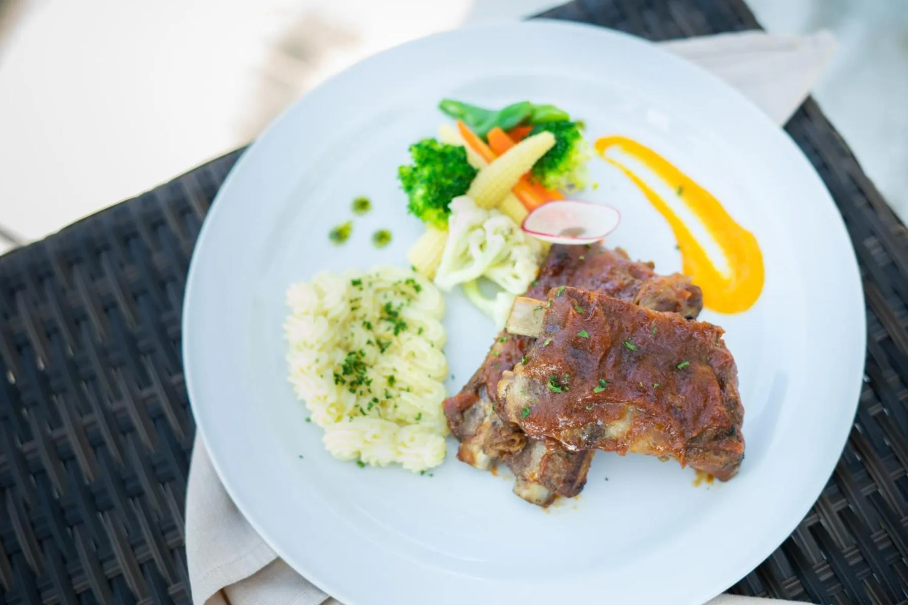 Lunch in Mimpi Resort Tulamben