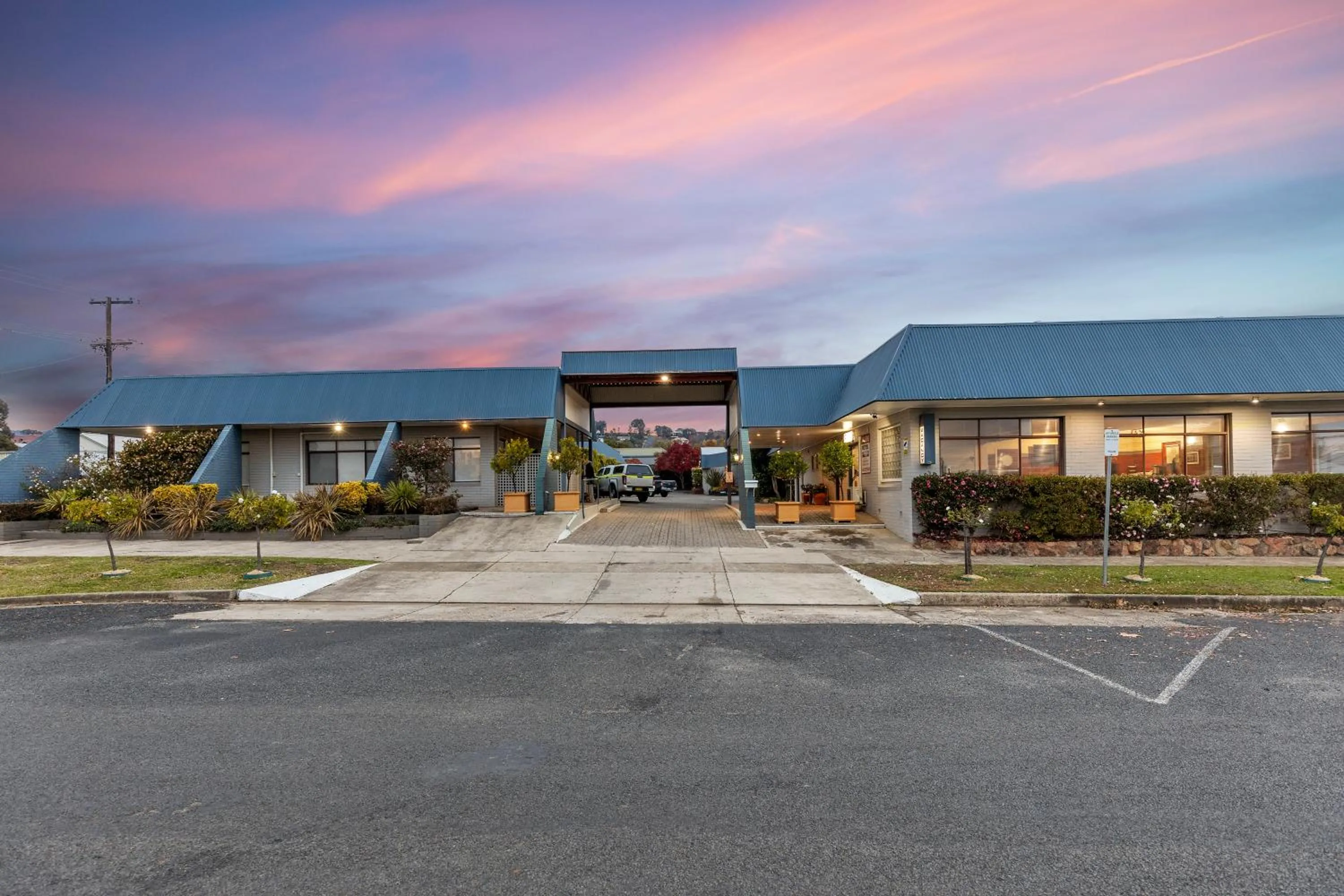 Property building in Amaroo Motel