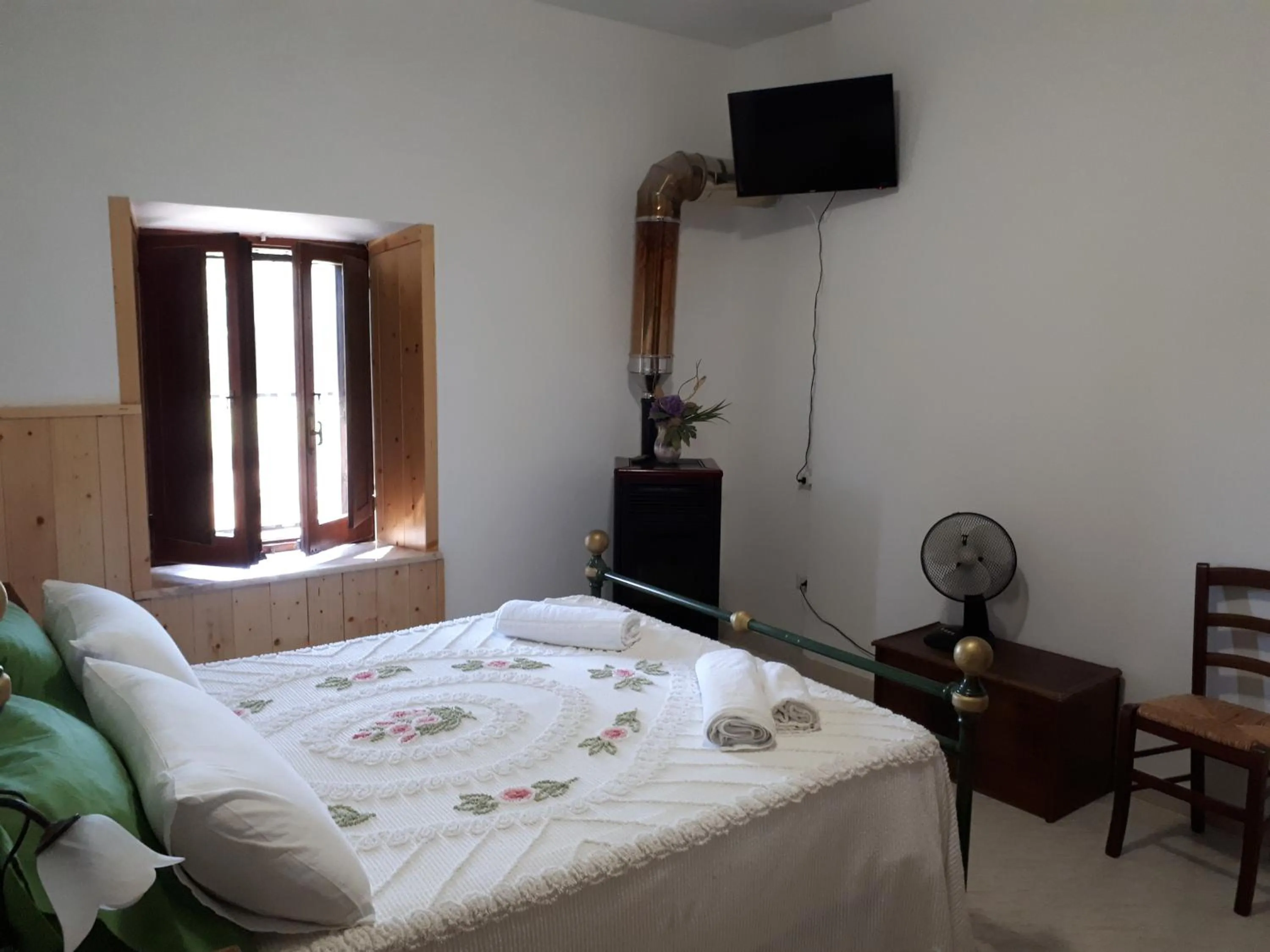 Bed in B&B Il Cardellino