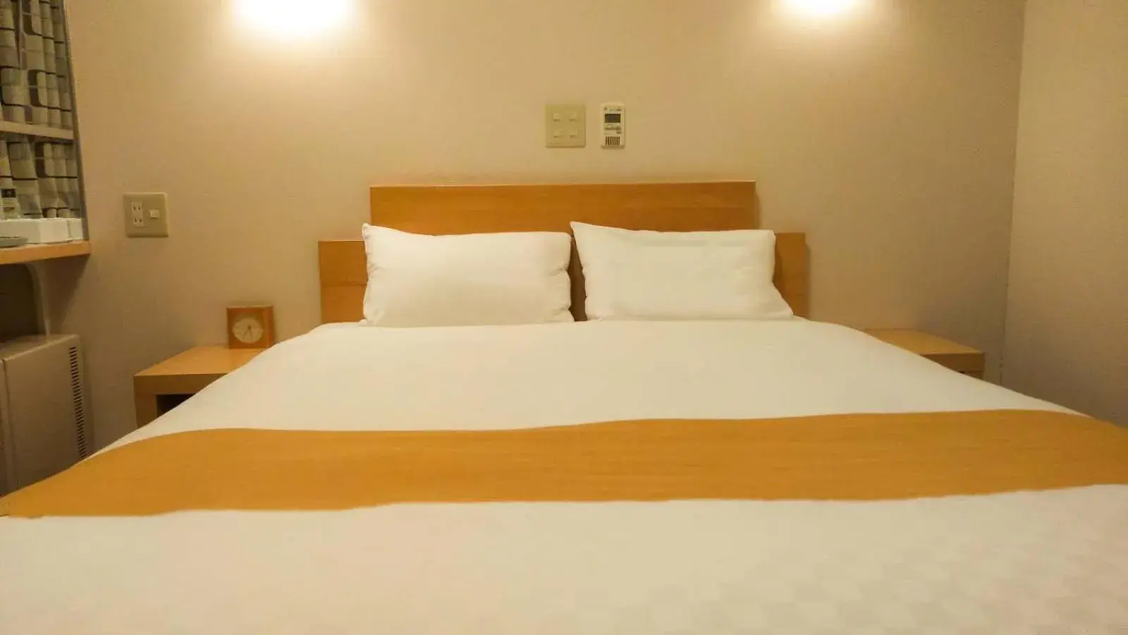 Single Room - Smoking in Smile Hotel Matsuyama Single Room - Smoking in Smile Hotel Matsuyama