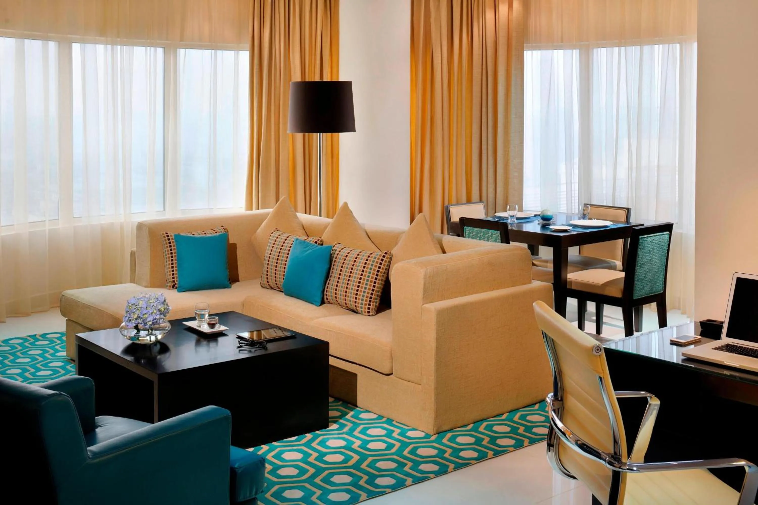 Living room in Residence Inn by Marriott Manama Juffair