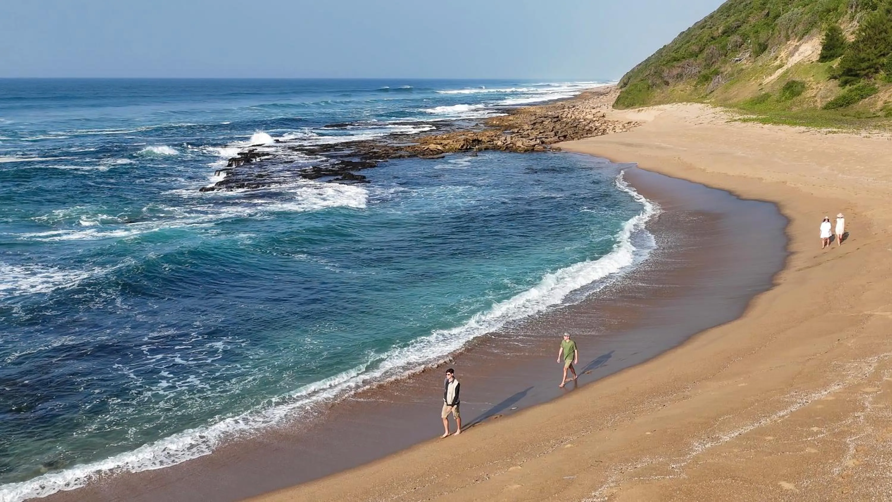 Activities in Makakatana Bay Lodge