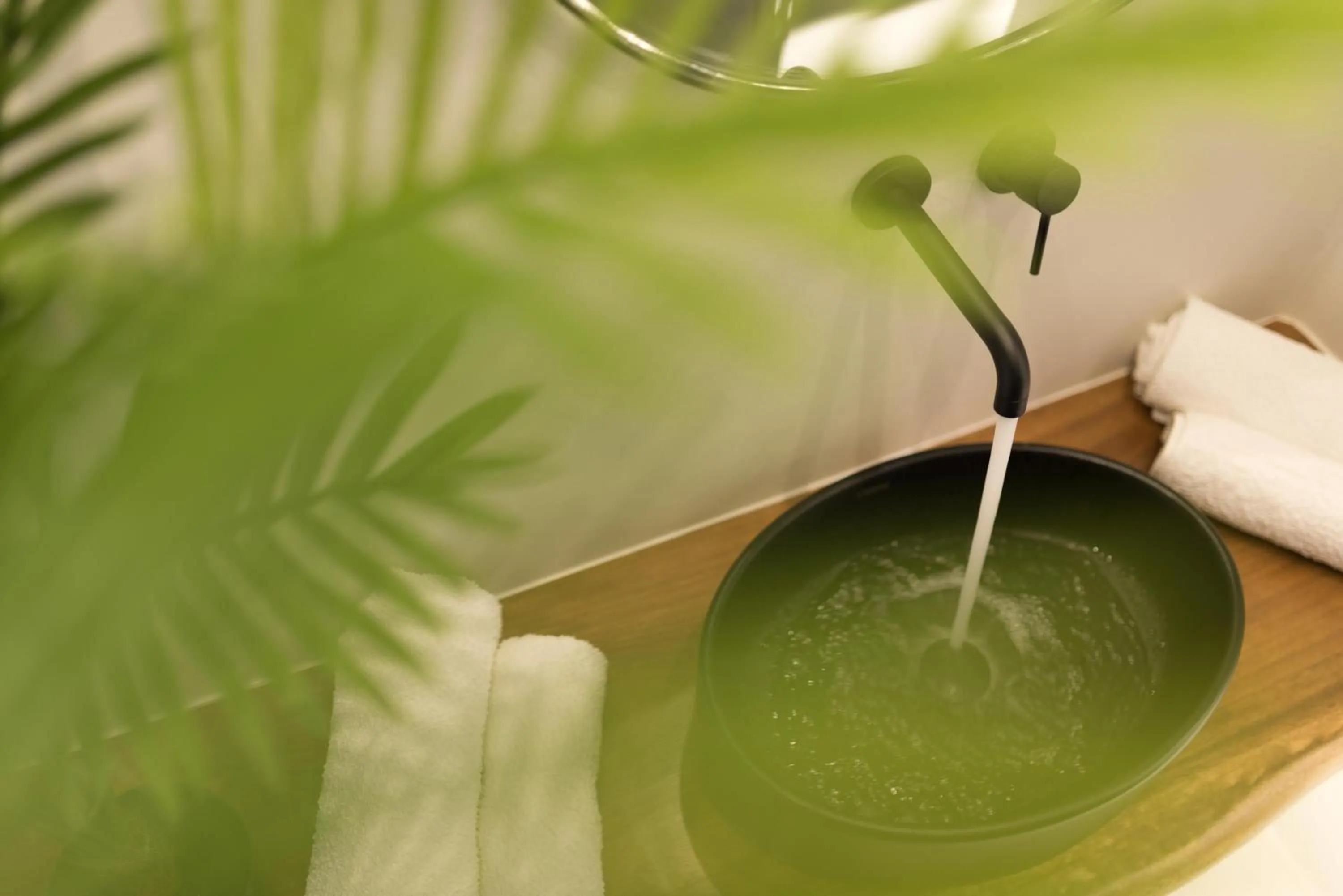 Portara Seaside Luxury Suites