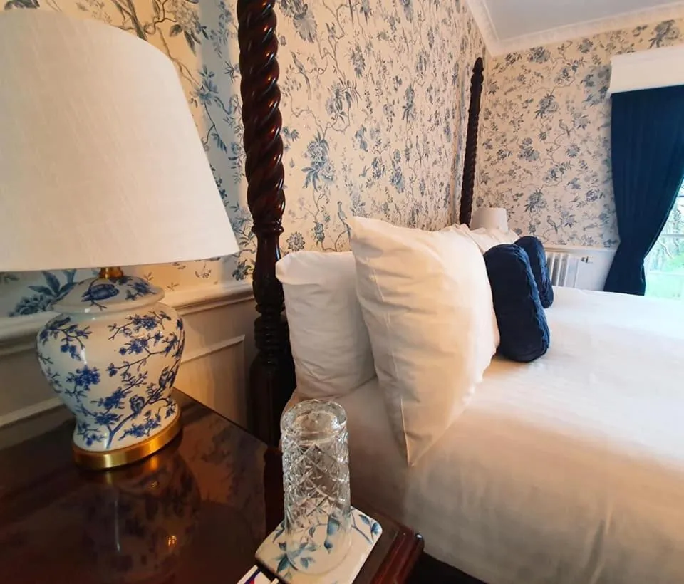 Bedroom, Bed in Plas Dinas Country House