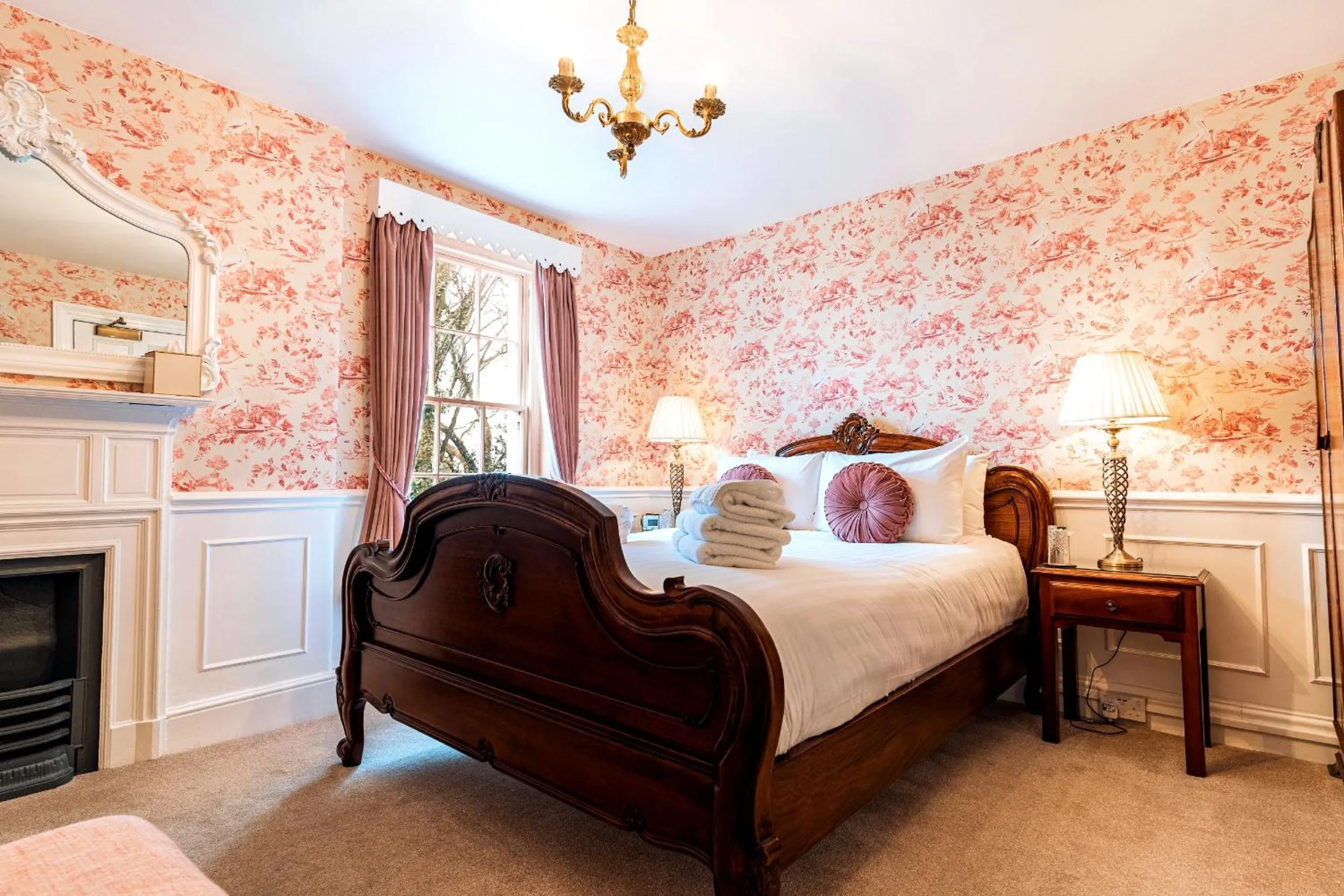 Bedroom, Bed in Plas Dinas Country House