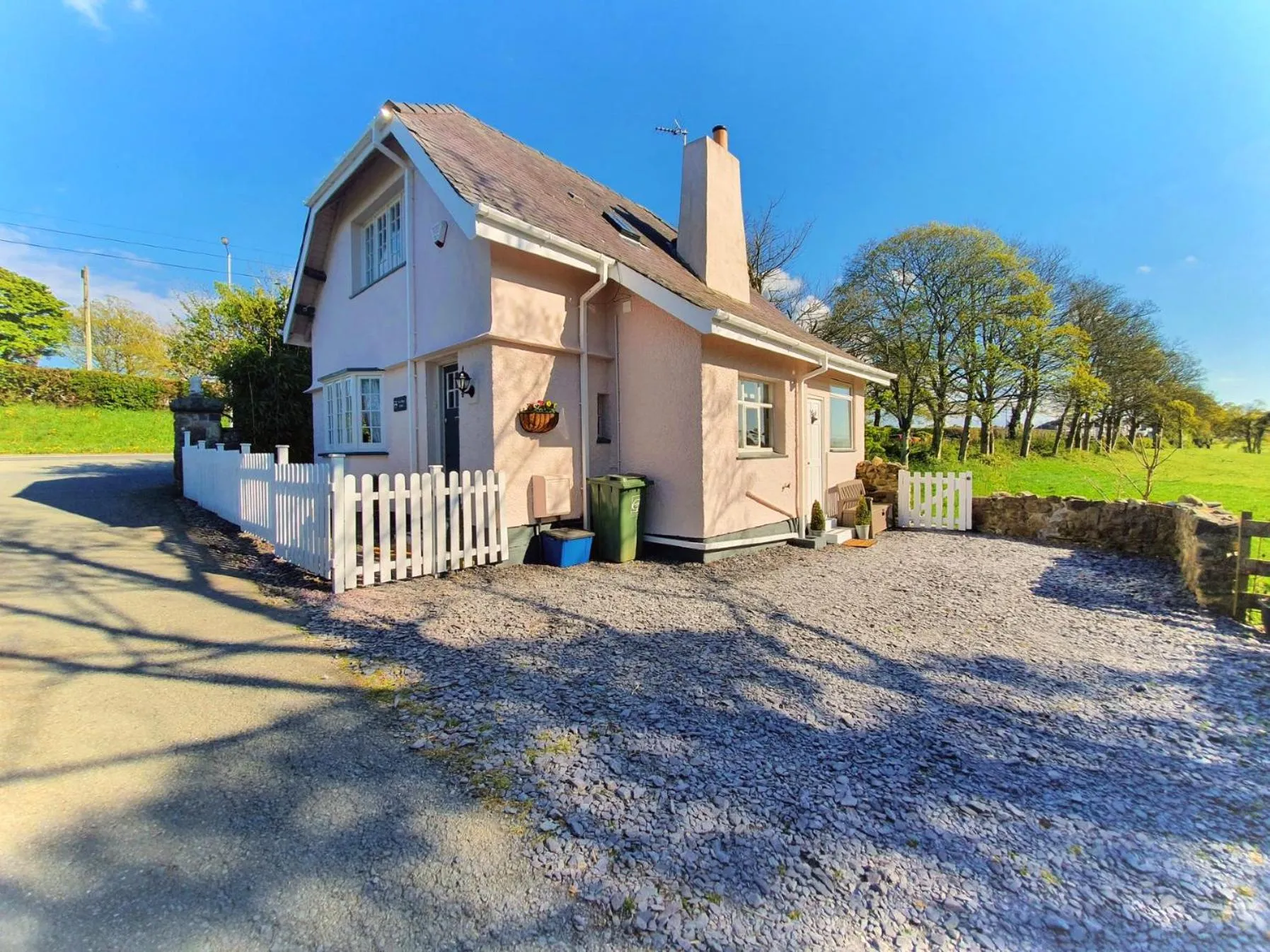 Property building in Plas Dinas Country House