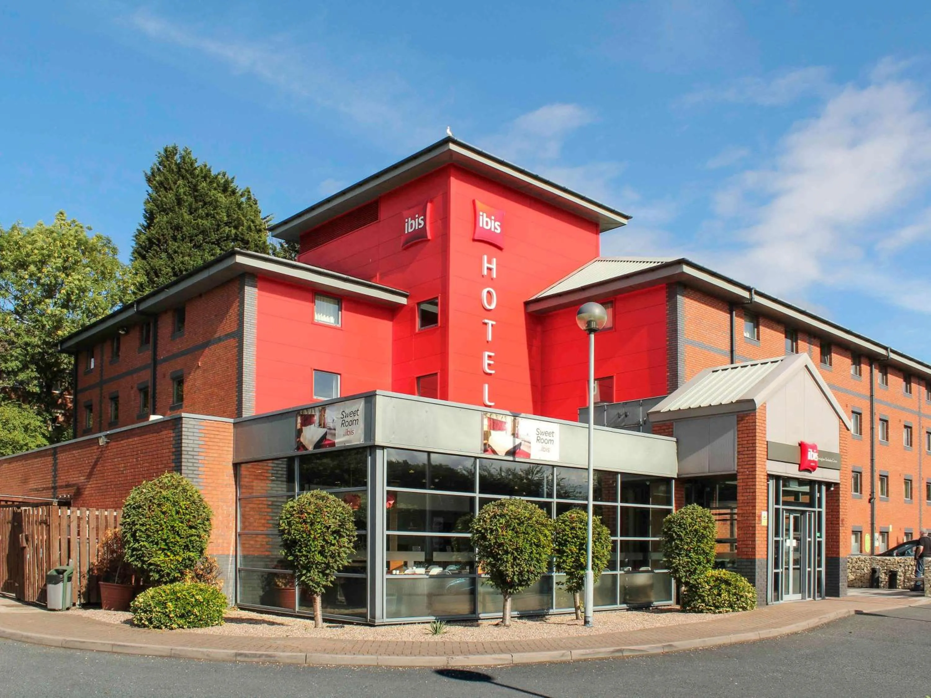 Property Building in ibis Birmingham Bordesley