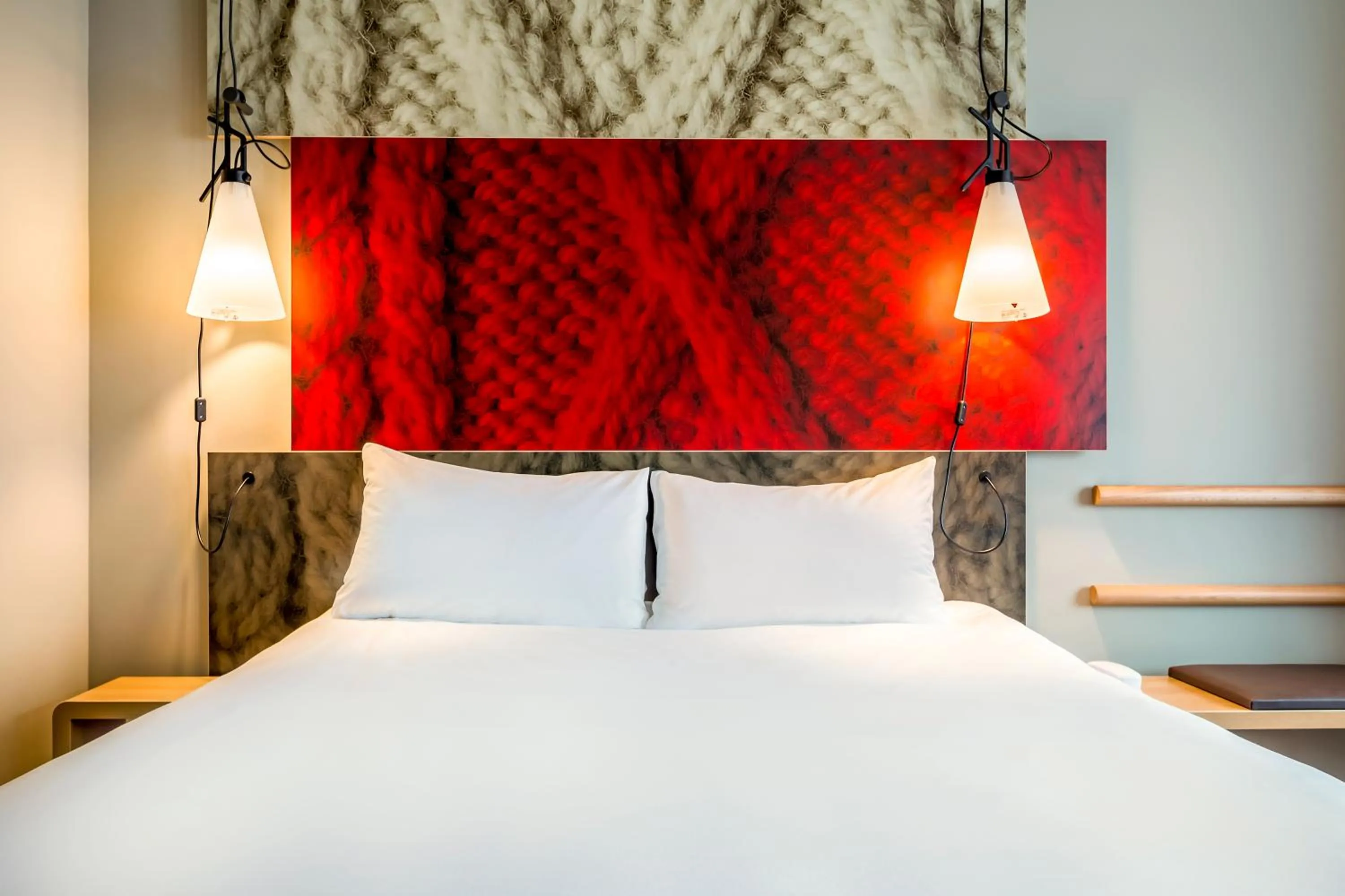 Bed in ibis Birmingham Bordesley