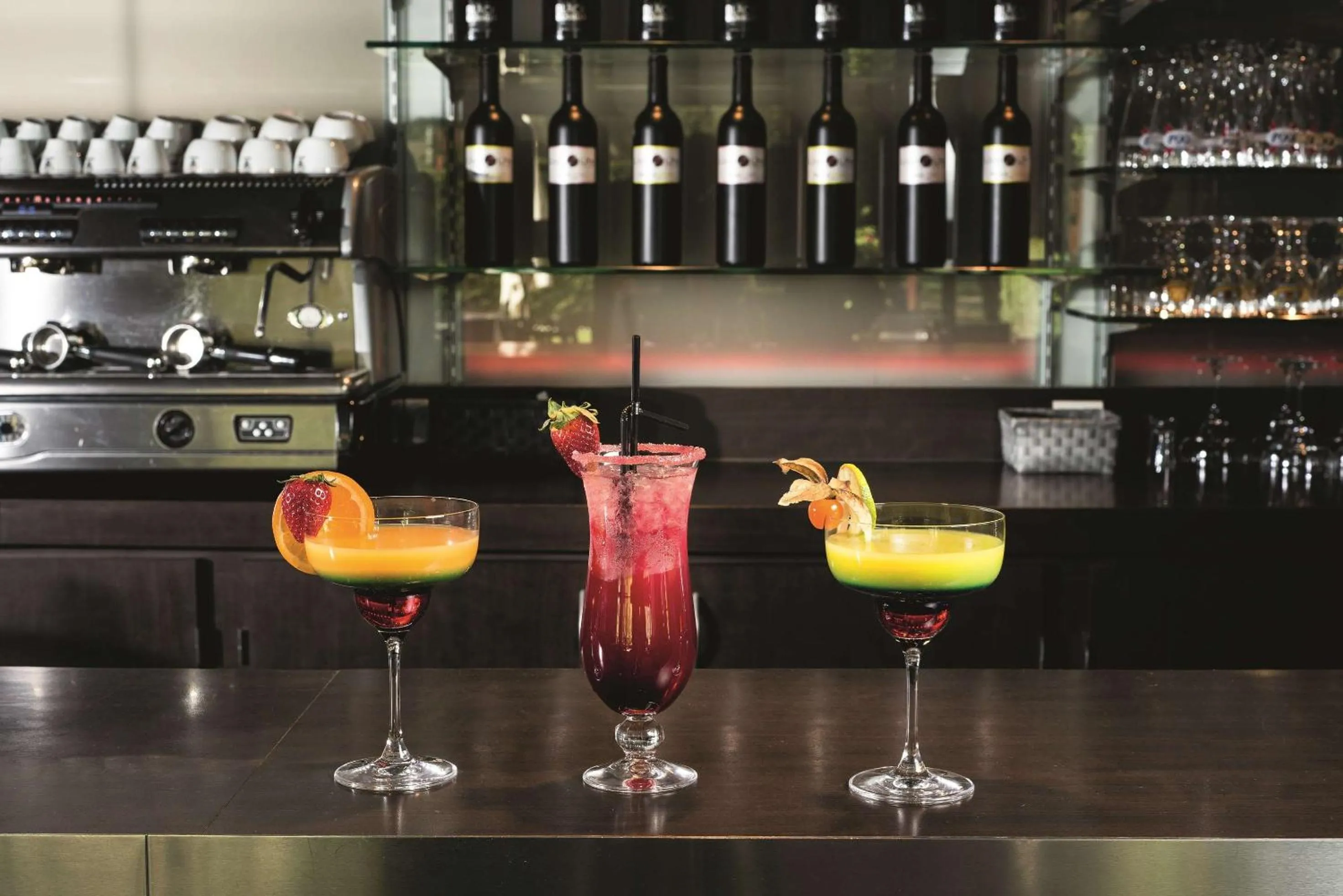 Restaurant/places to eat in Hôtel Inn Design Paris Saint Quentin