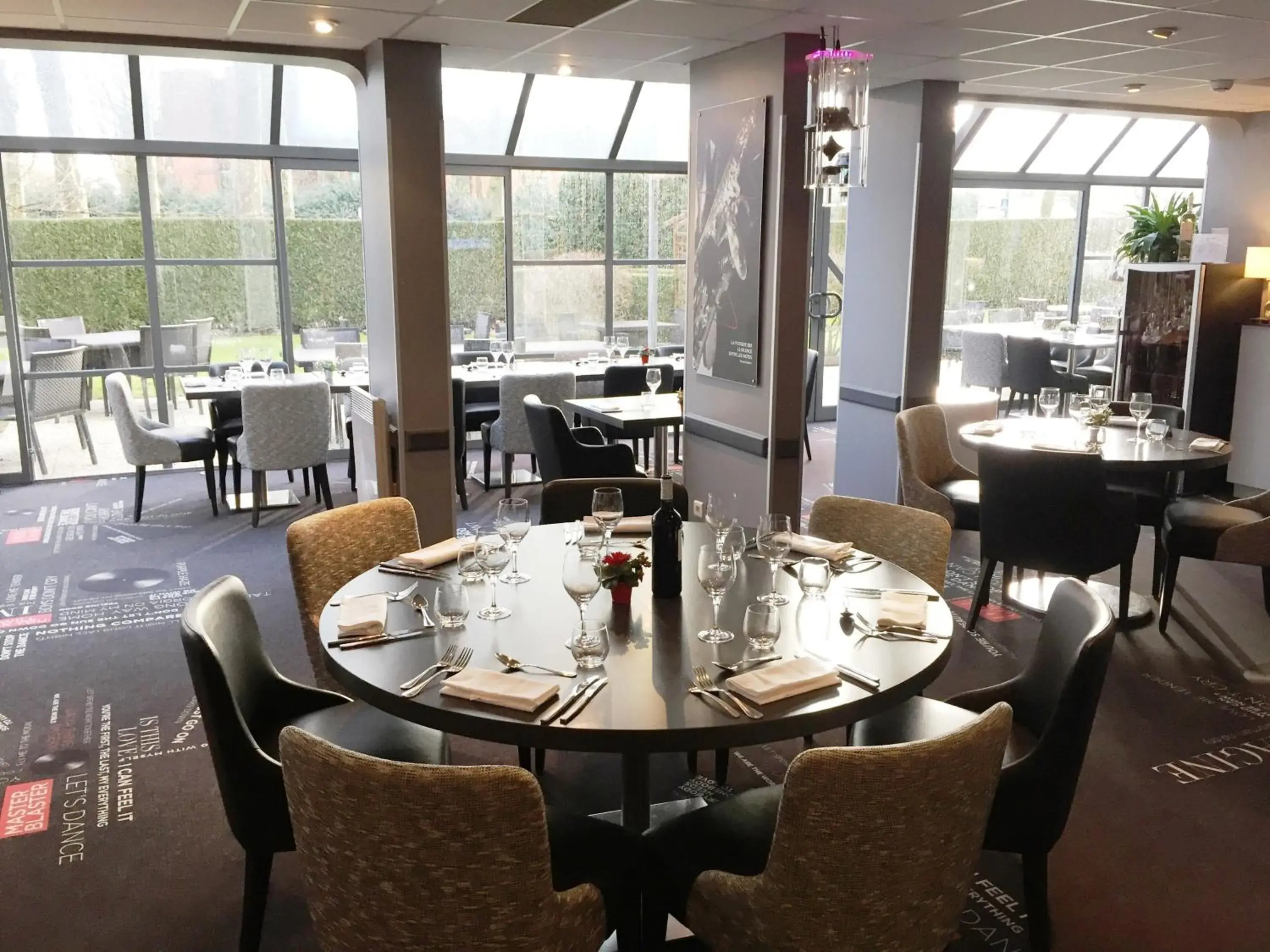 Restaurant/places to eat in Hôtel Inn Design Paris Saint Quentin Restaurant/places to eat in Hôtel Inn Design Paris Saint Quentin