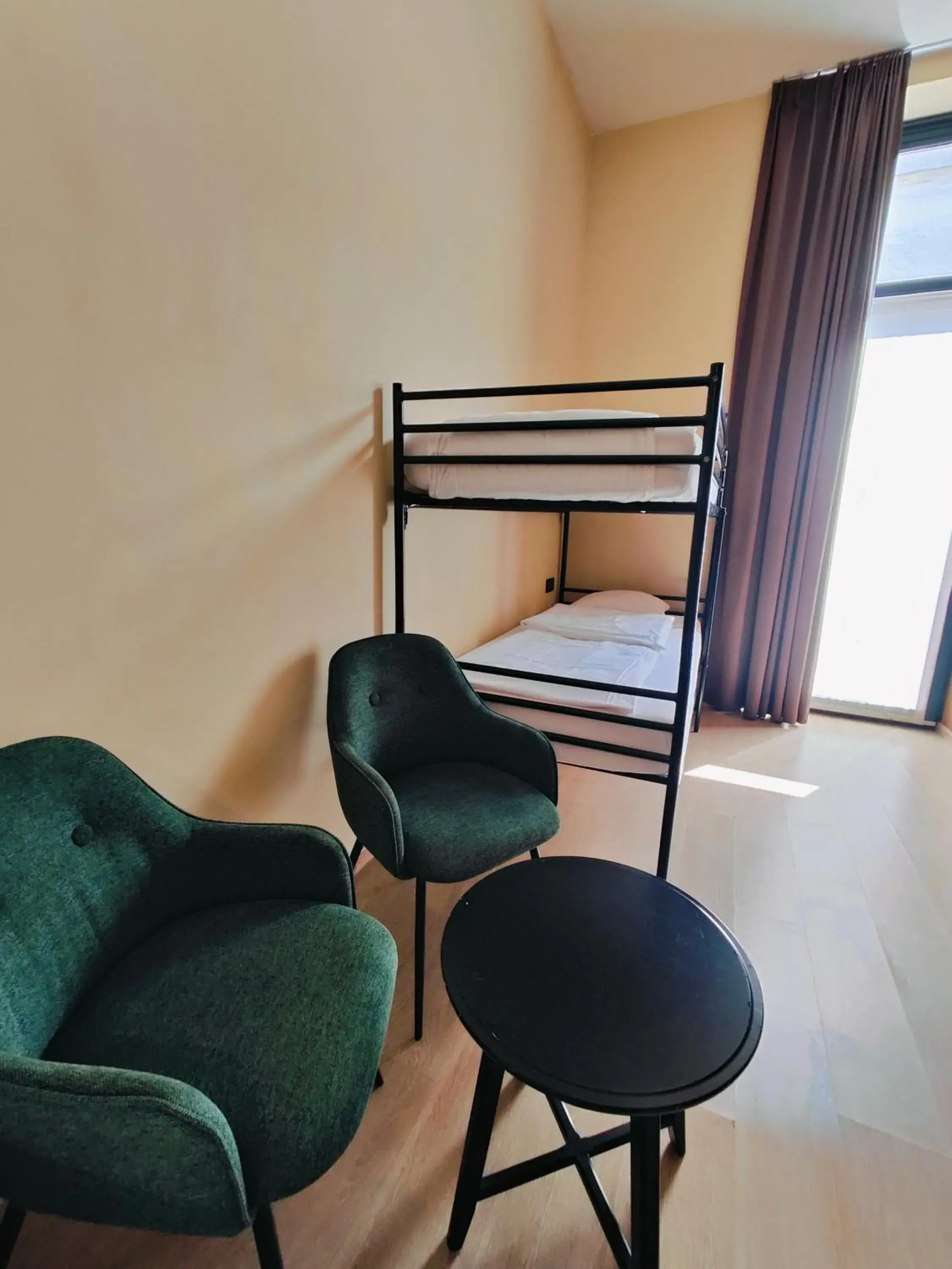 Quadruple Room with Shared Bathroom in Leuven City Hostel Quadruple Room with Shared Bathroom in Leuven City Hostel