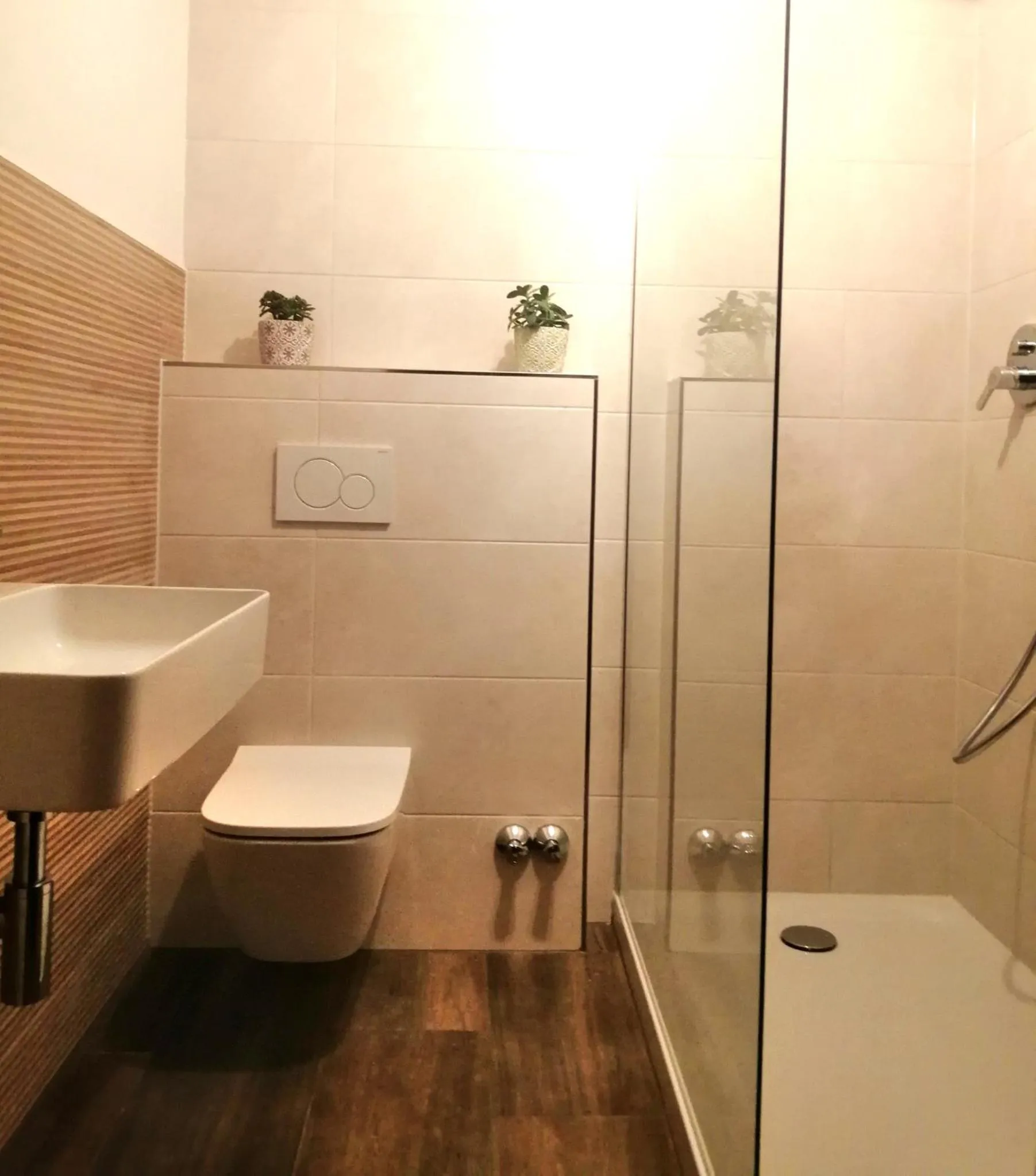 Shower in Pension Almhof Baumgarten