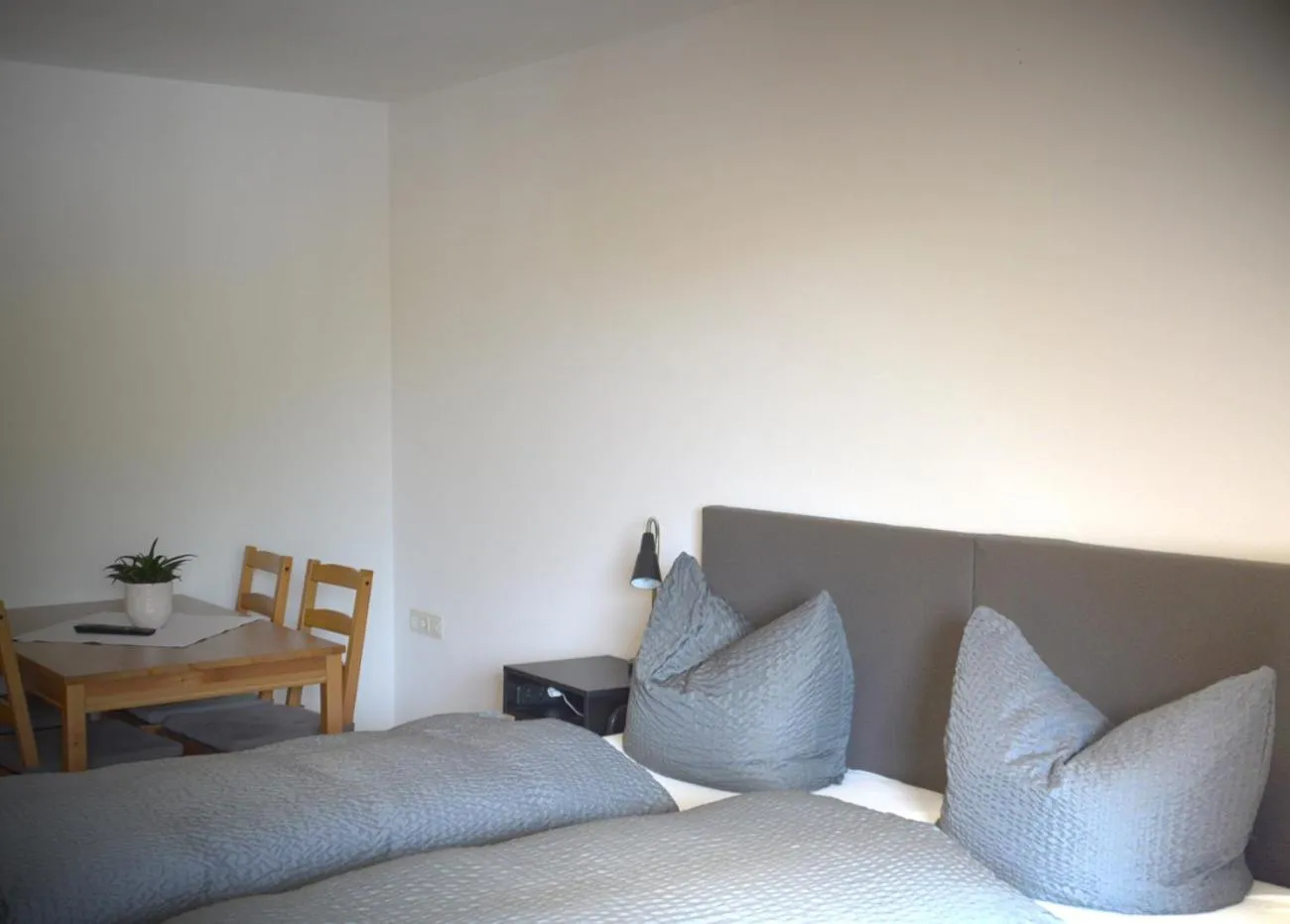 Seating area, Bed in Pension Almhof Baumgarten