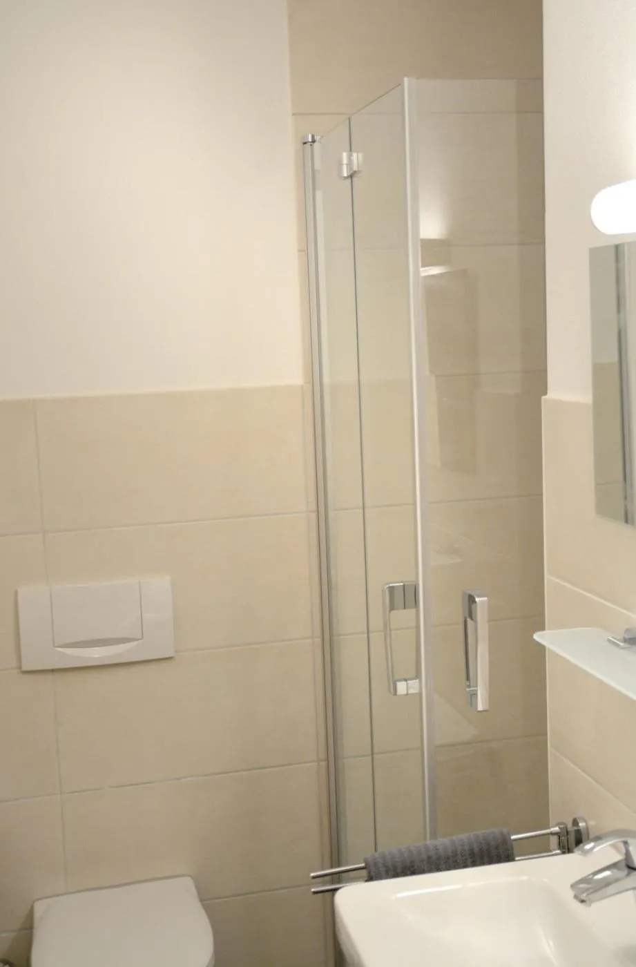 Bathroom in Pension Almhof Baumgarten