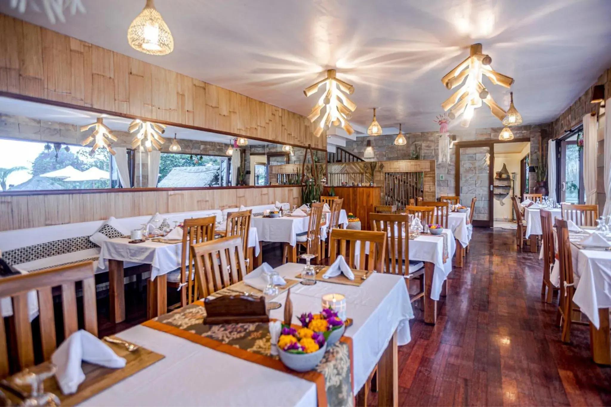 Restaurant/places to eat in Munduk Moding Plantation Nature Resort Restaurant/places to eat in Munduk Moding Plantation Nature Resort