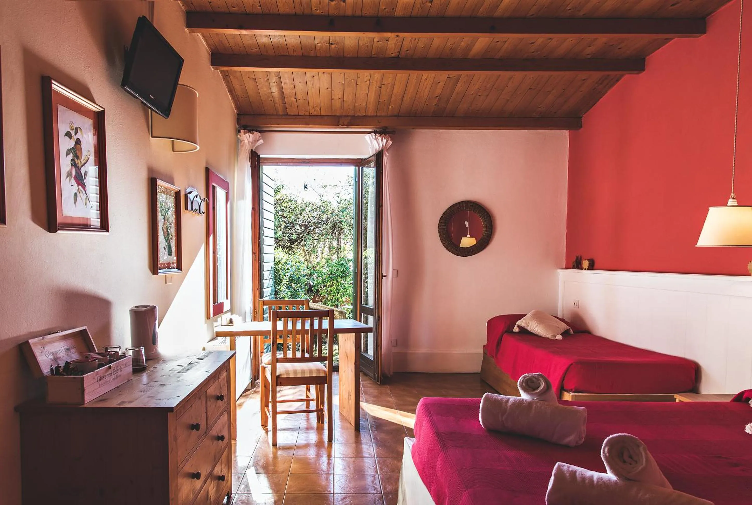 Photo of the whole room in Corte San Mattia