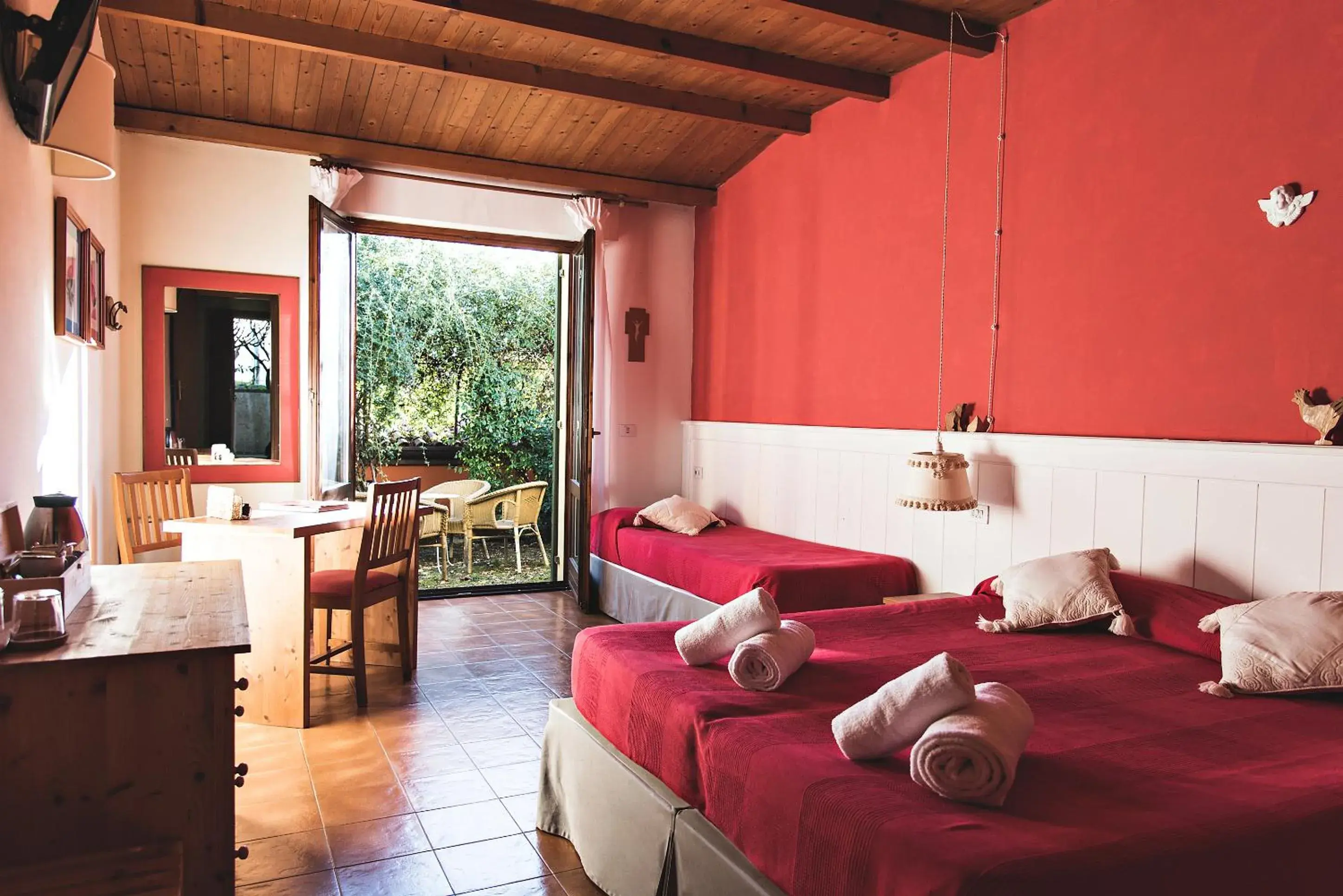 Coffee/tea facilities, Bed in Corte San Mattia Coffee/tea facilities, Bed in Corte San Mattia