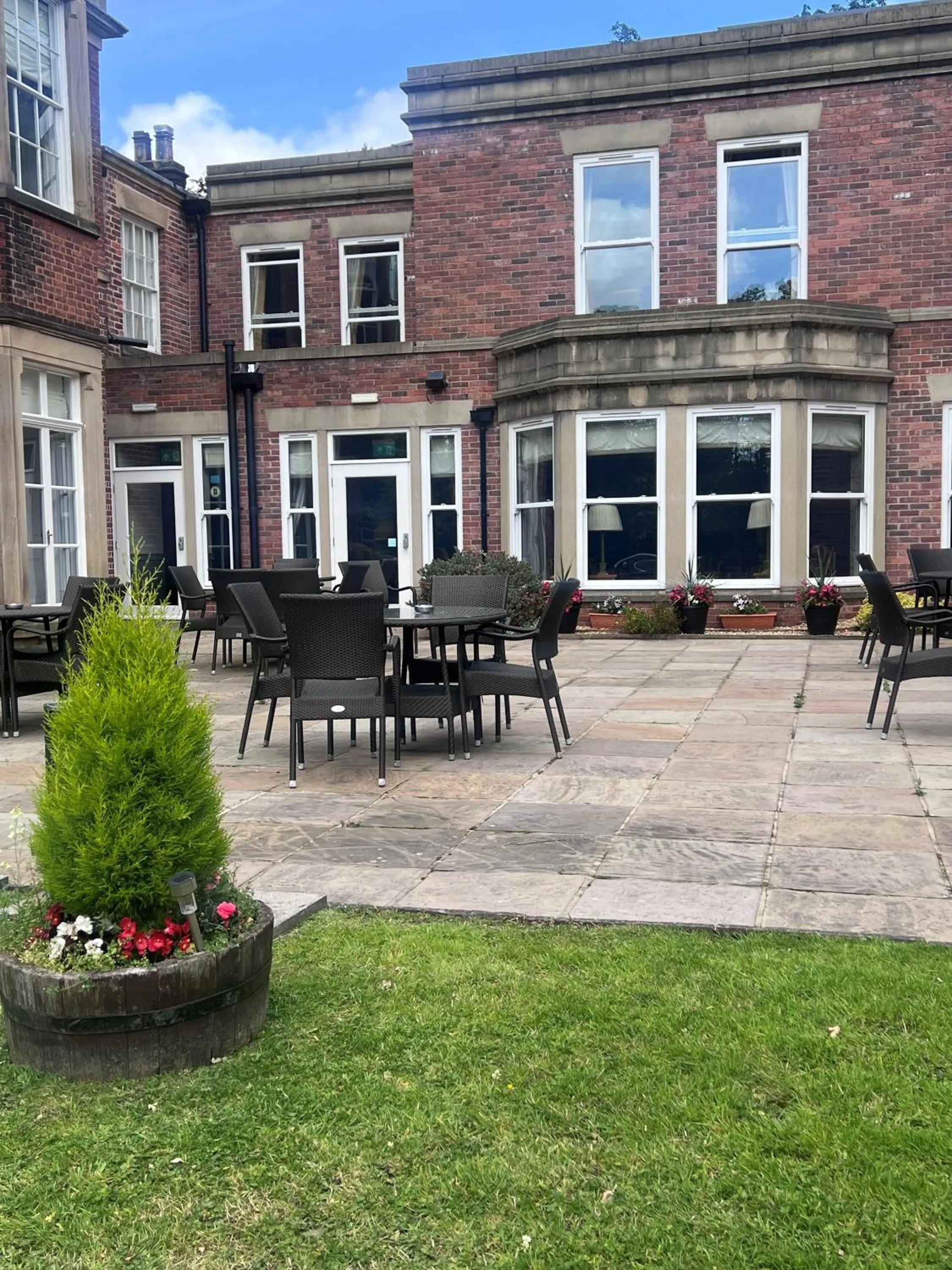 Farington Lodge Hotel