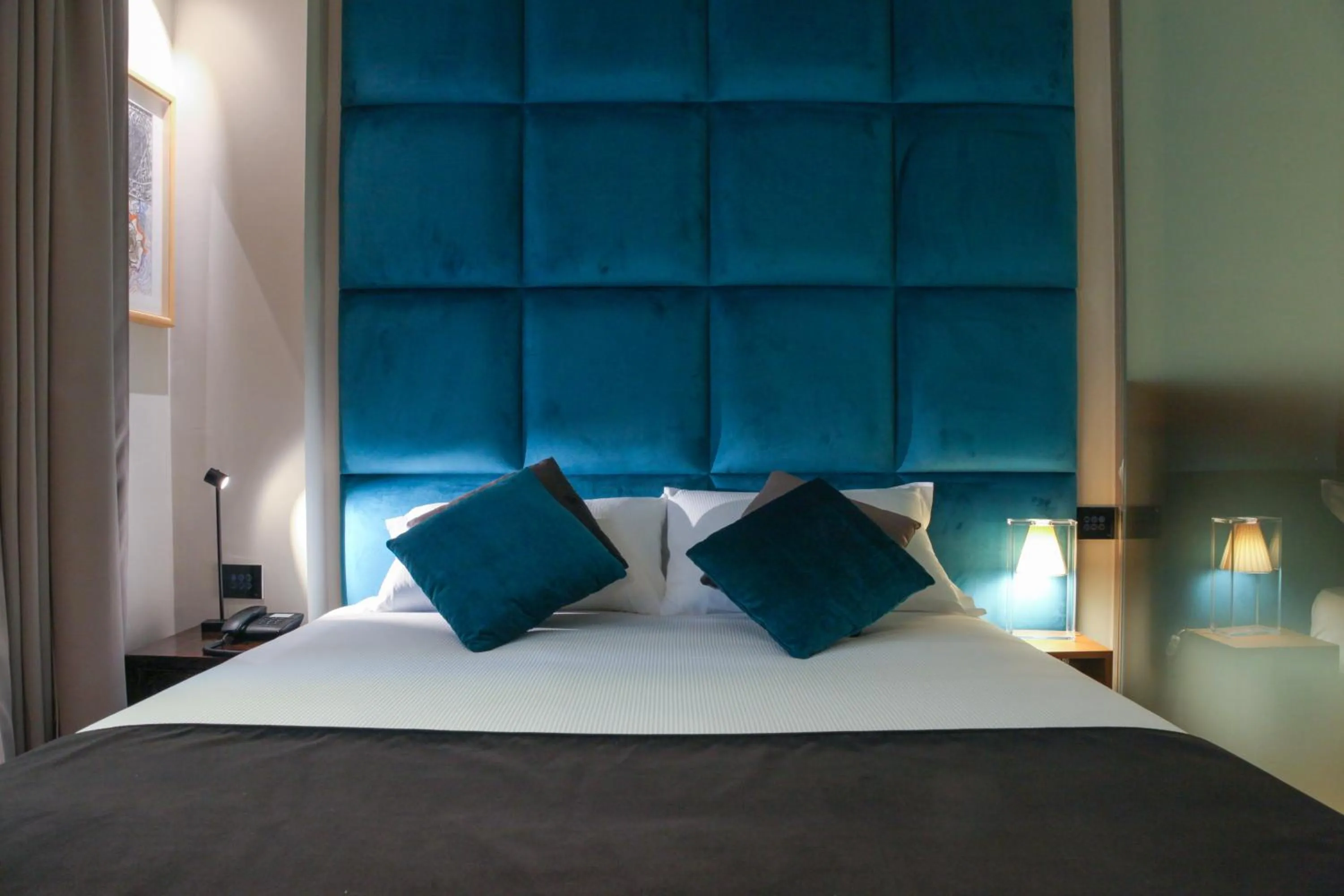 Bedroom, Bed in Triviho Hotel