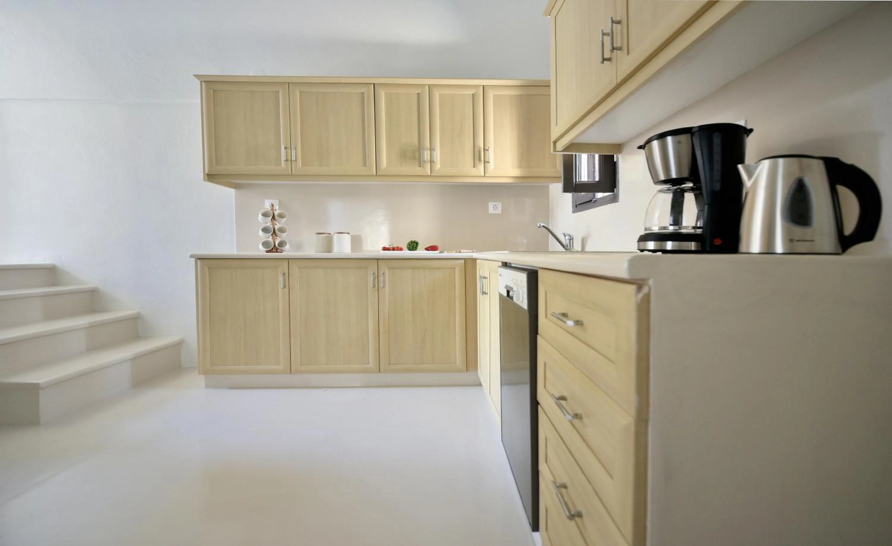 Kitchen or kitchenette in ALIA MANSION by K&K