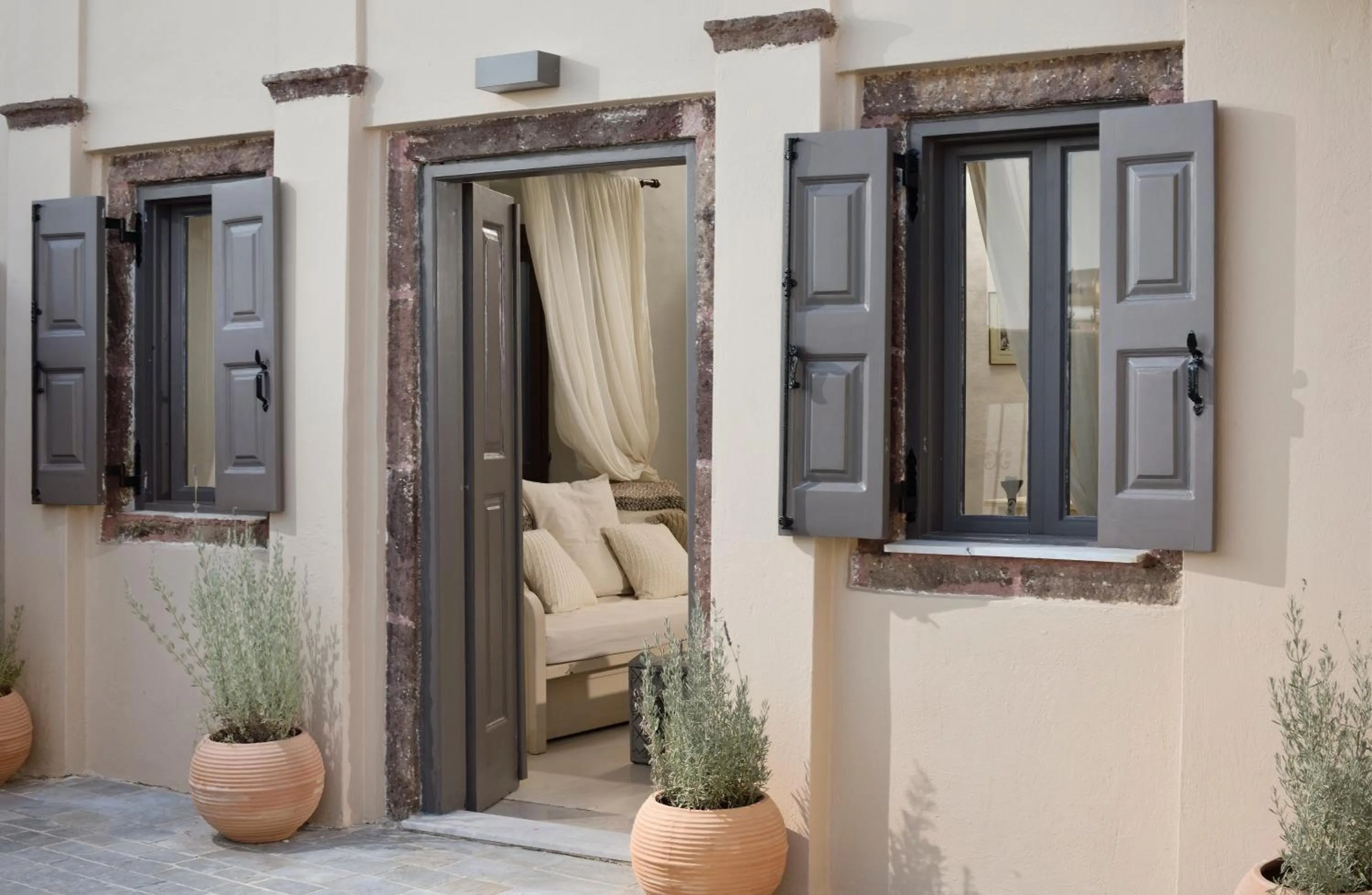 Balcony/Terrace in ALIA MANSION by K&K