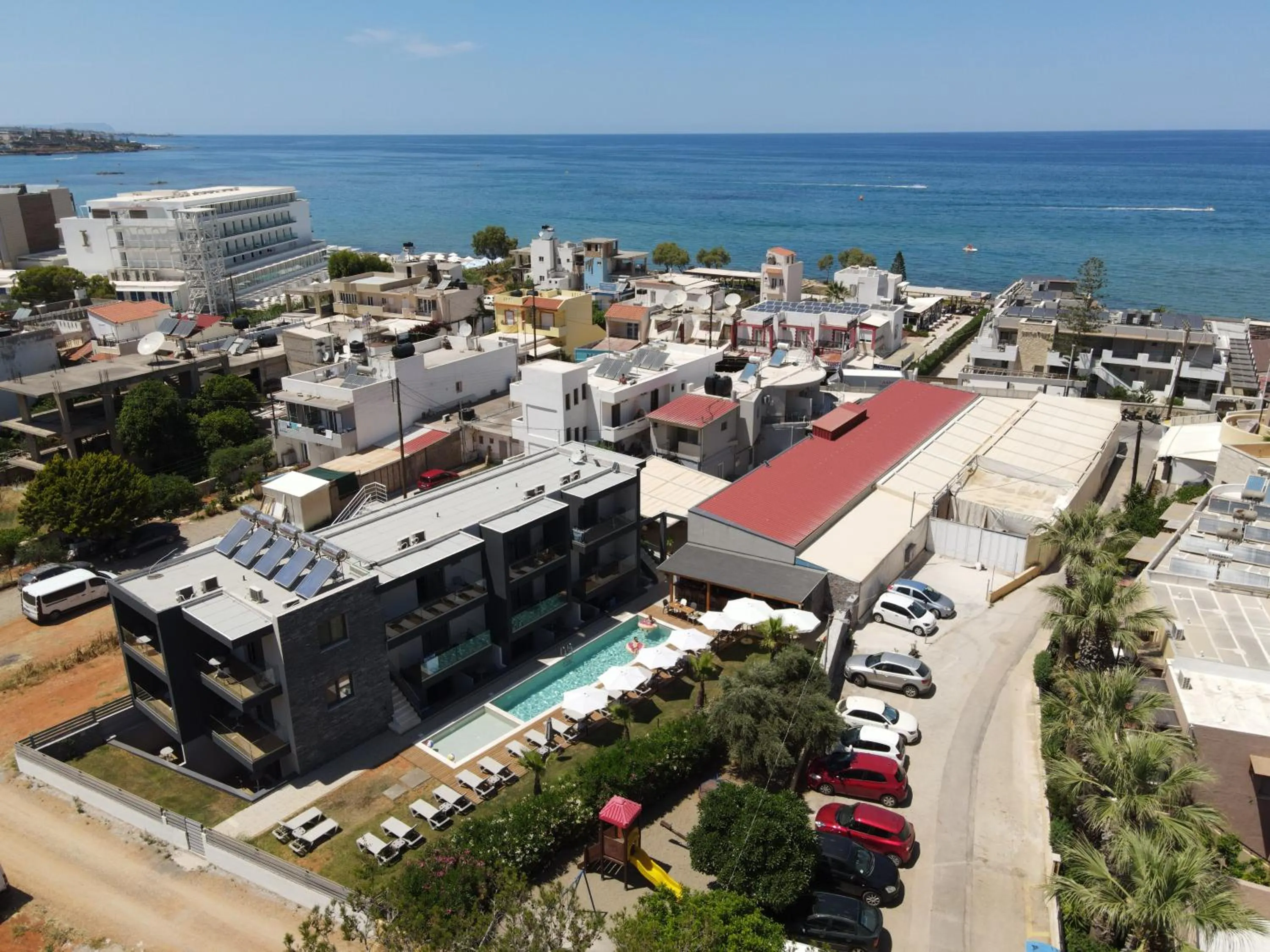 Property building in Del Mar 'Adults Only'