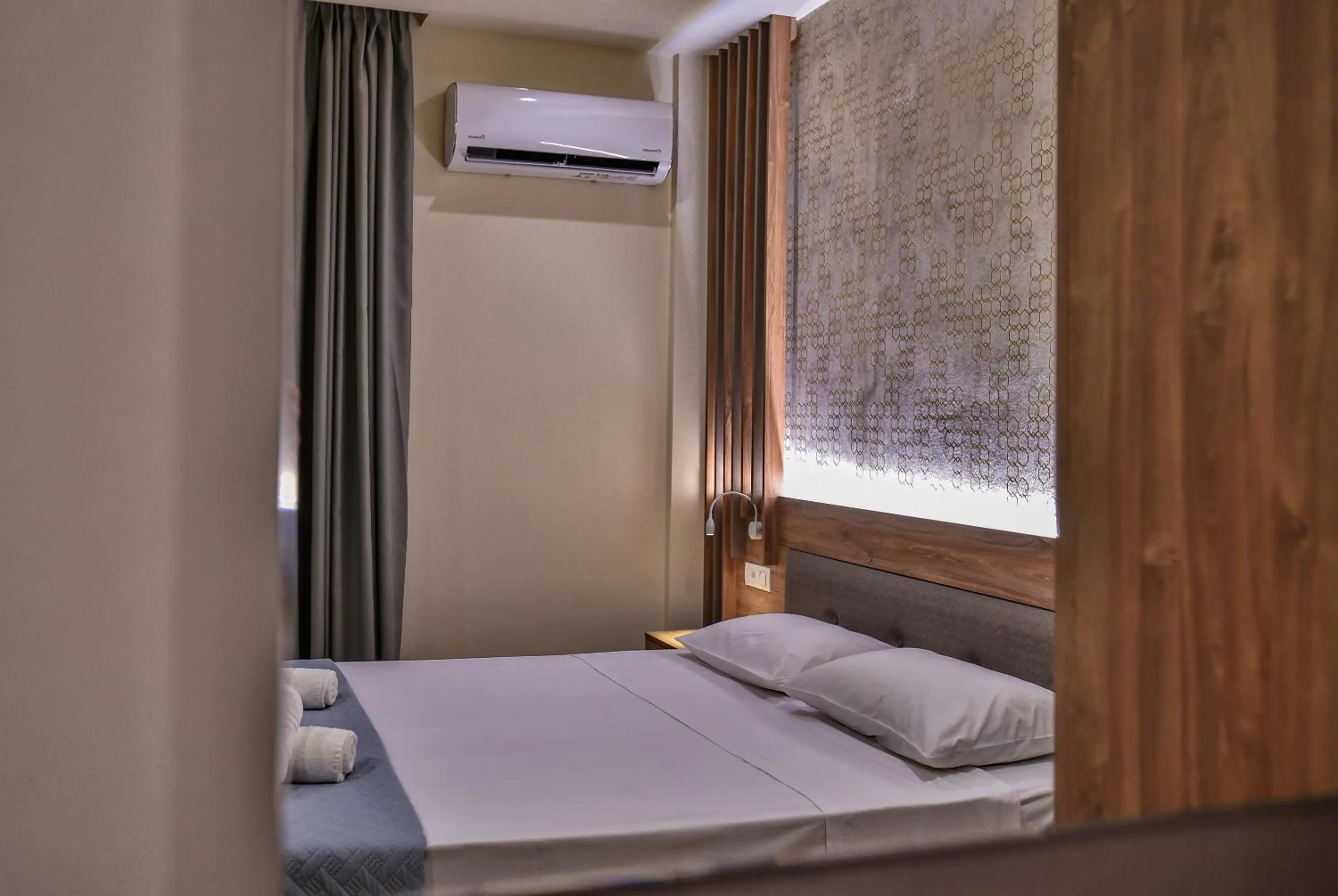 Bedroom, Bed in Del Mar 'Adults Only'