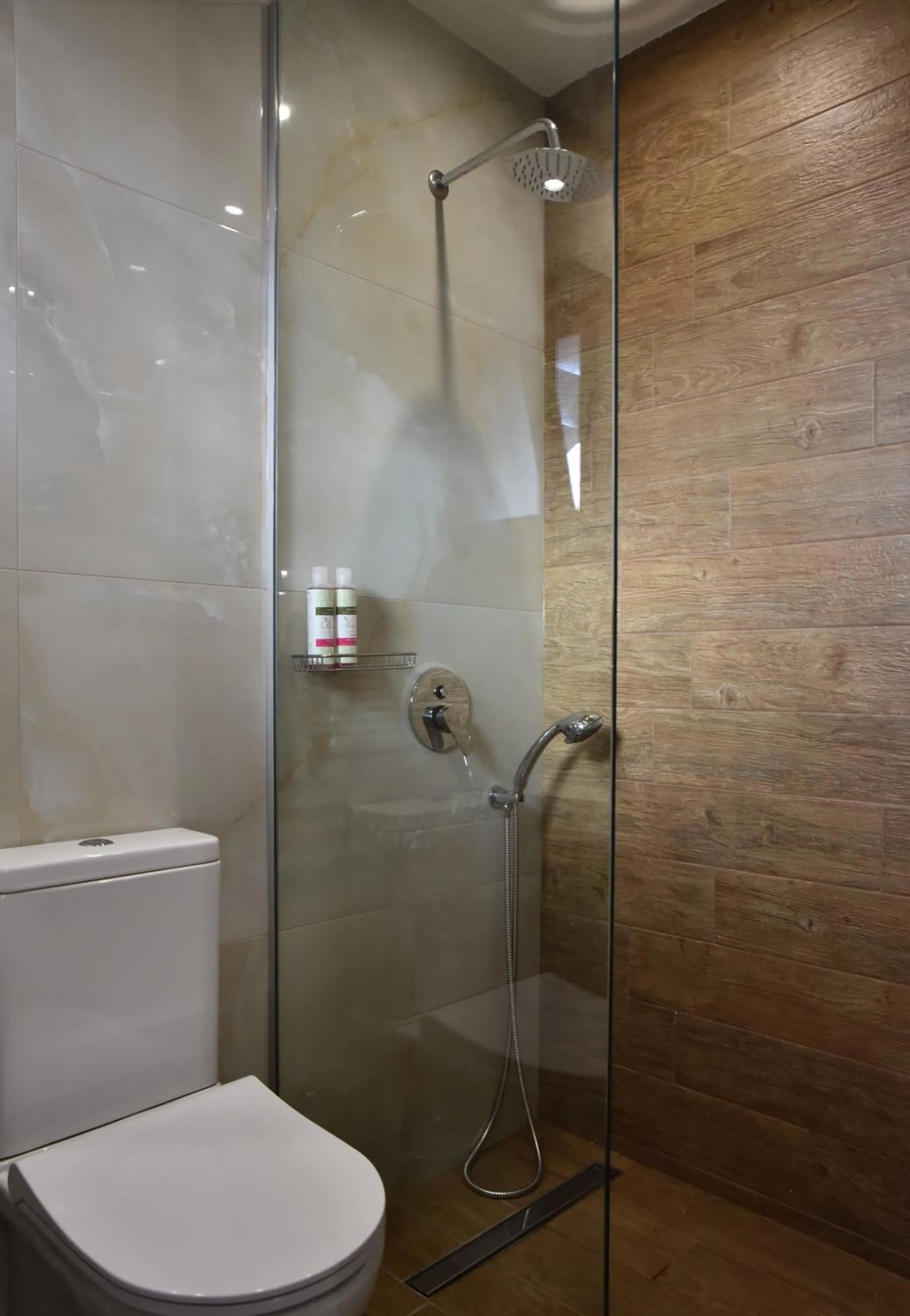 Shower in Del Mar 'Adults Only'