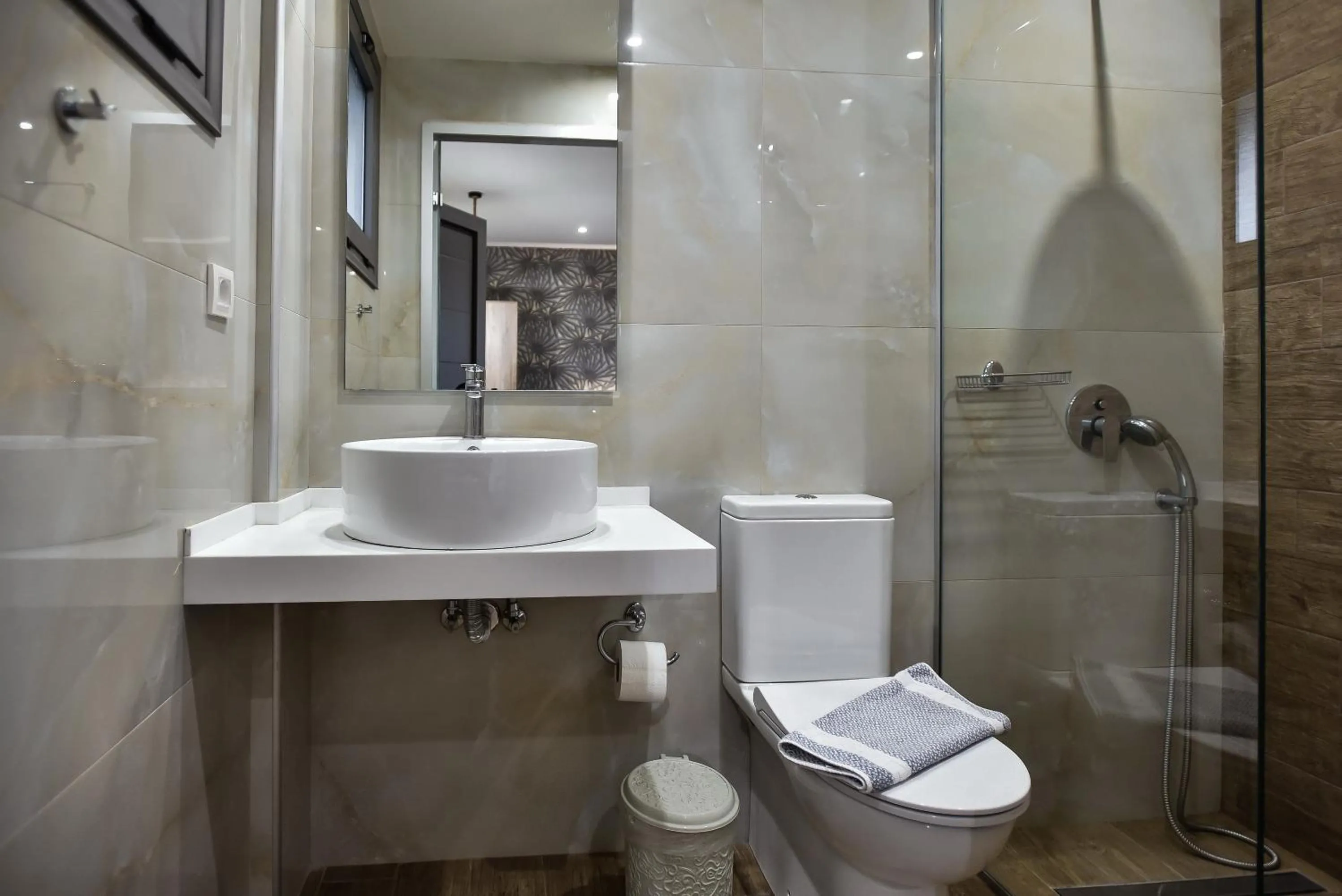 Bathroom in Del Mar 'Adults Only'