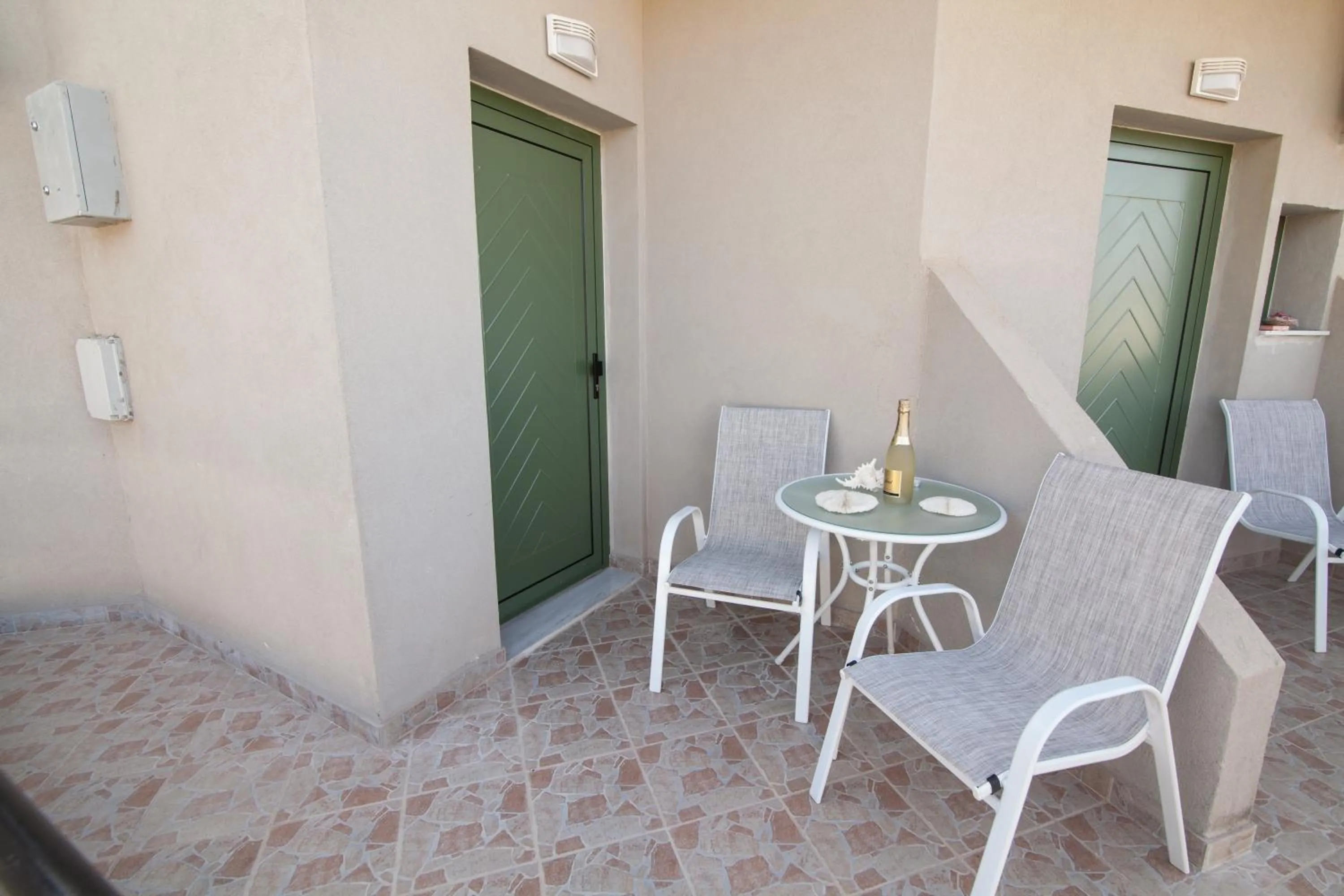 Patio in Del Mar 'Adults Only'