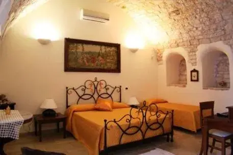 Quadruple Room in Masseria Casale Dei Fornici Quadruple Room in Masseria Casale Dei Fornici