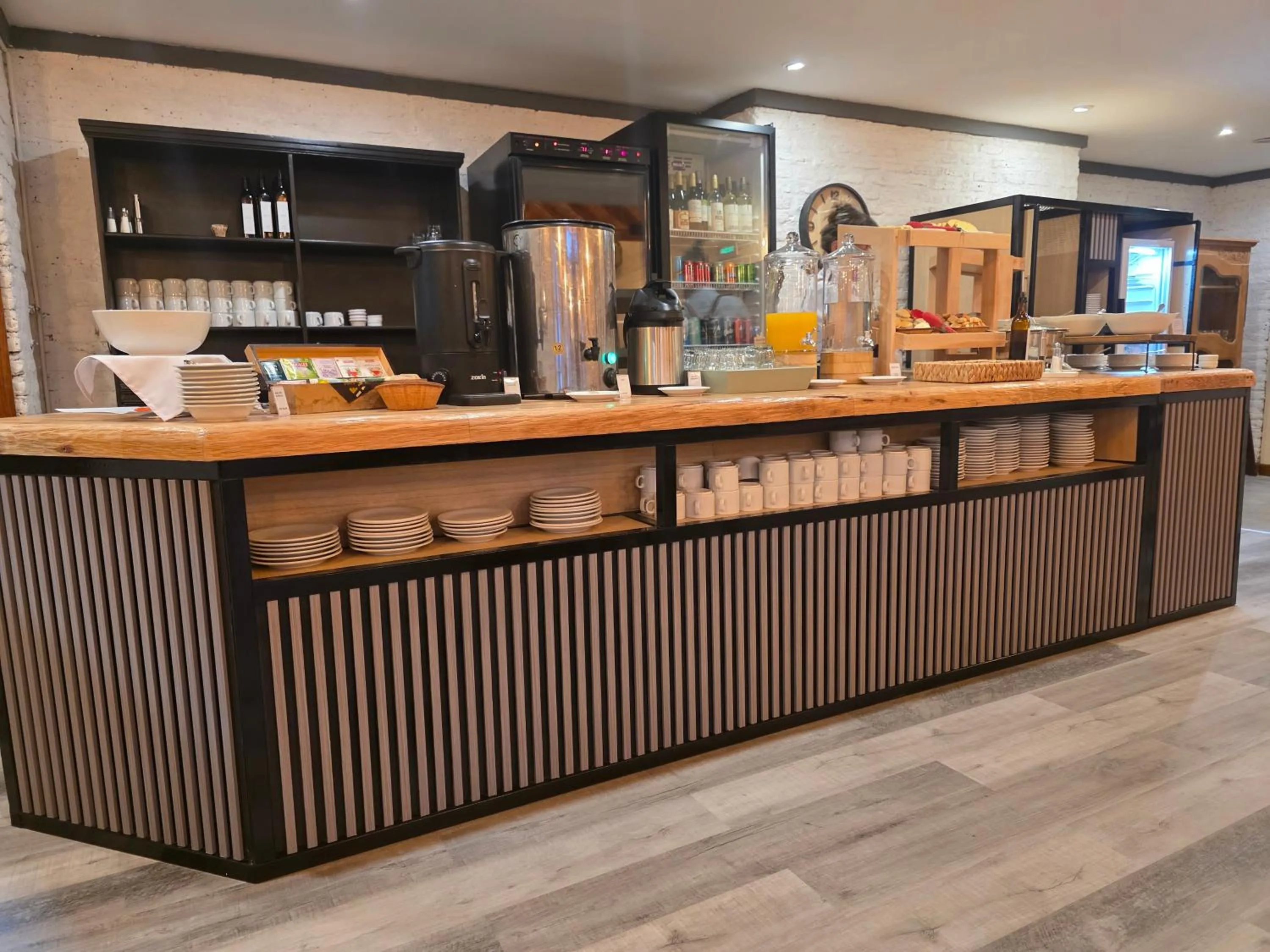 Breakfast in Hotel Lunajuim