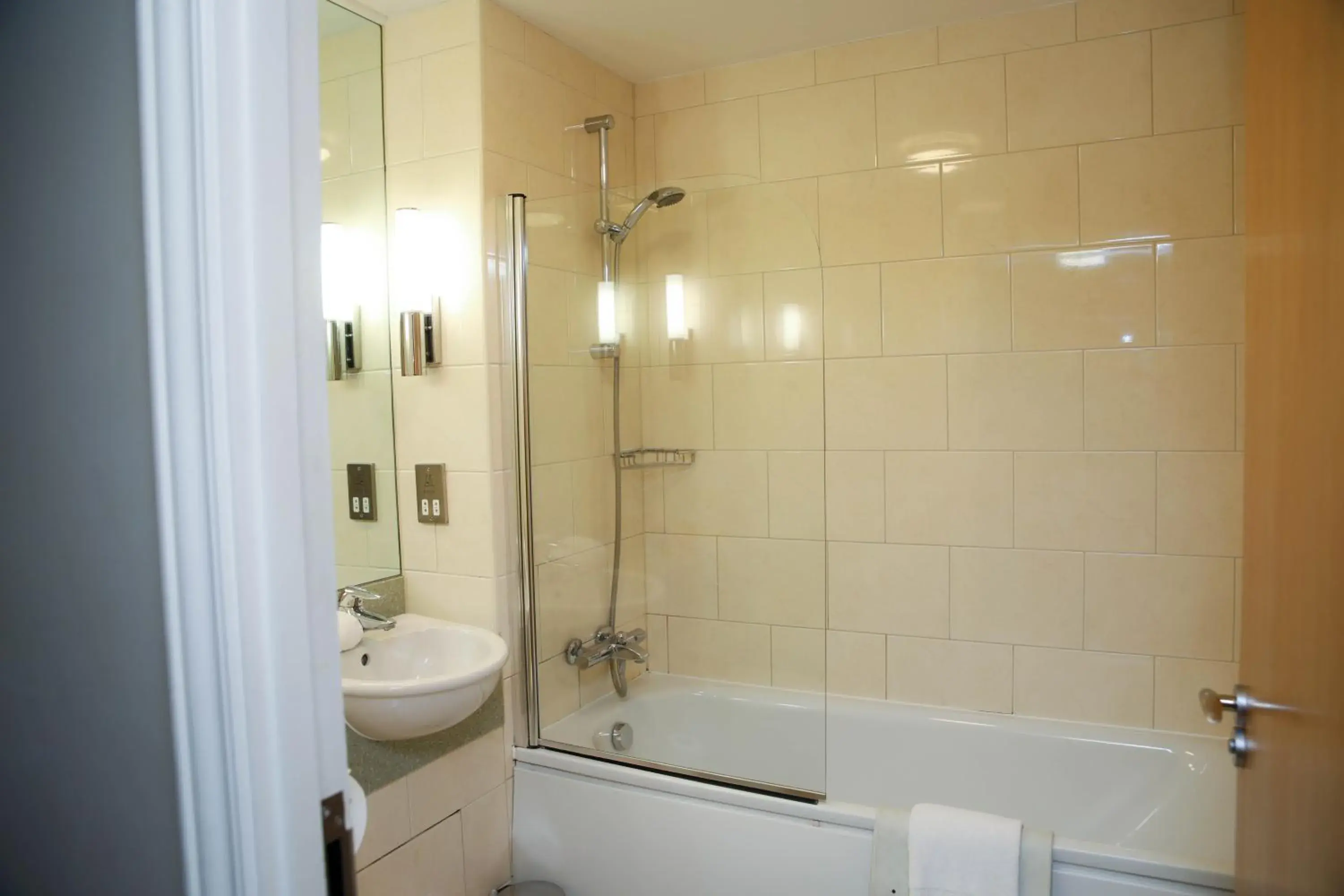 Special Offer - Double Room in Shendish Manor Hotel & Golf Course Special Offer - Double Room in Shendish Manor Hotel & Golf Course