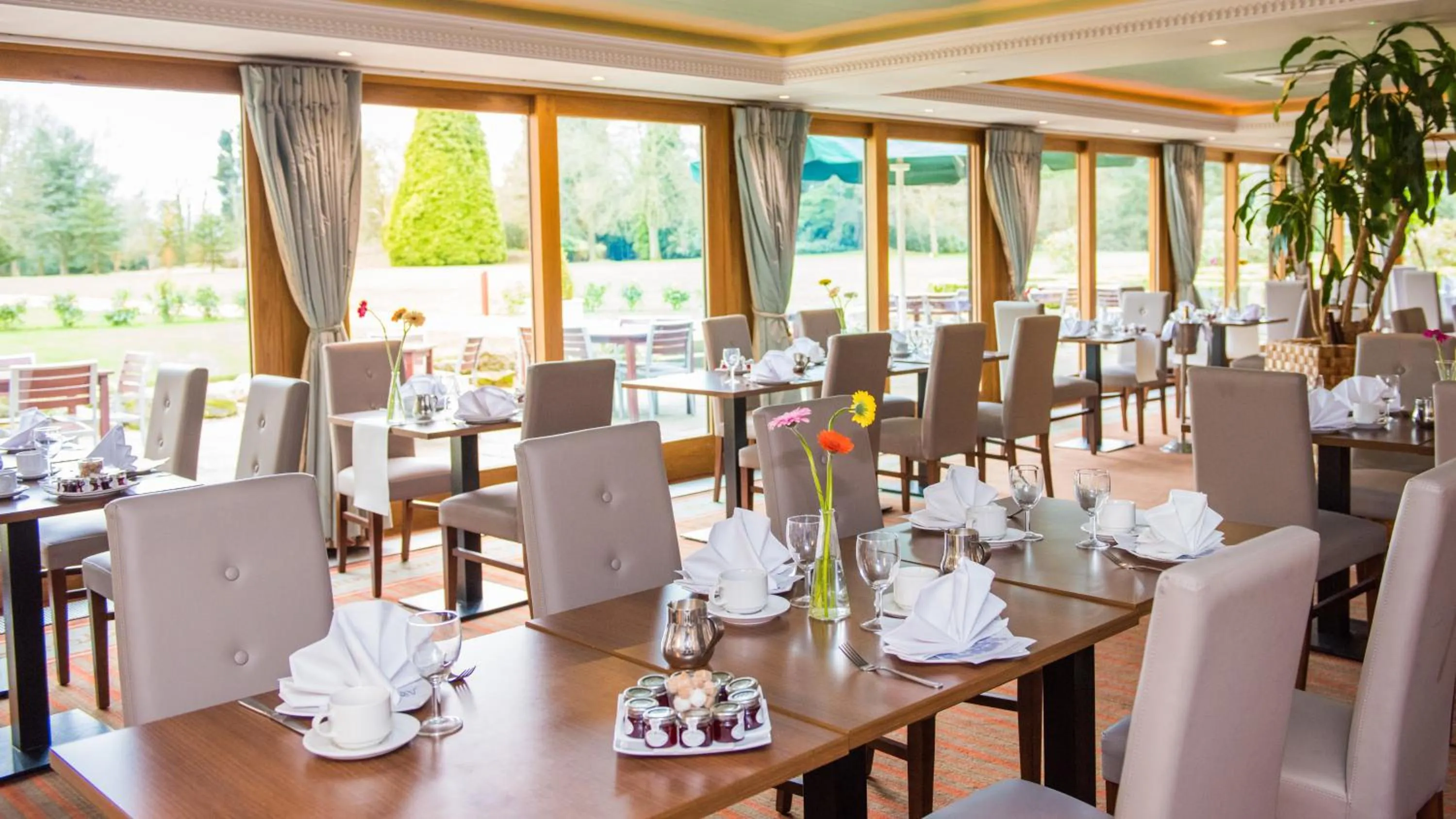 Restaurant/places to eat in Shendish Manor Hotel & Golf Course