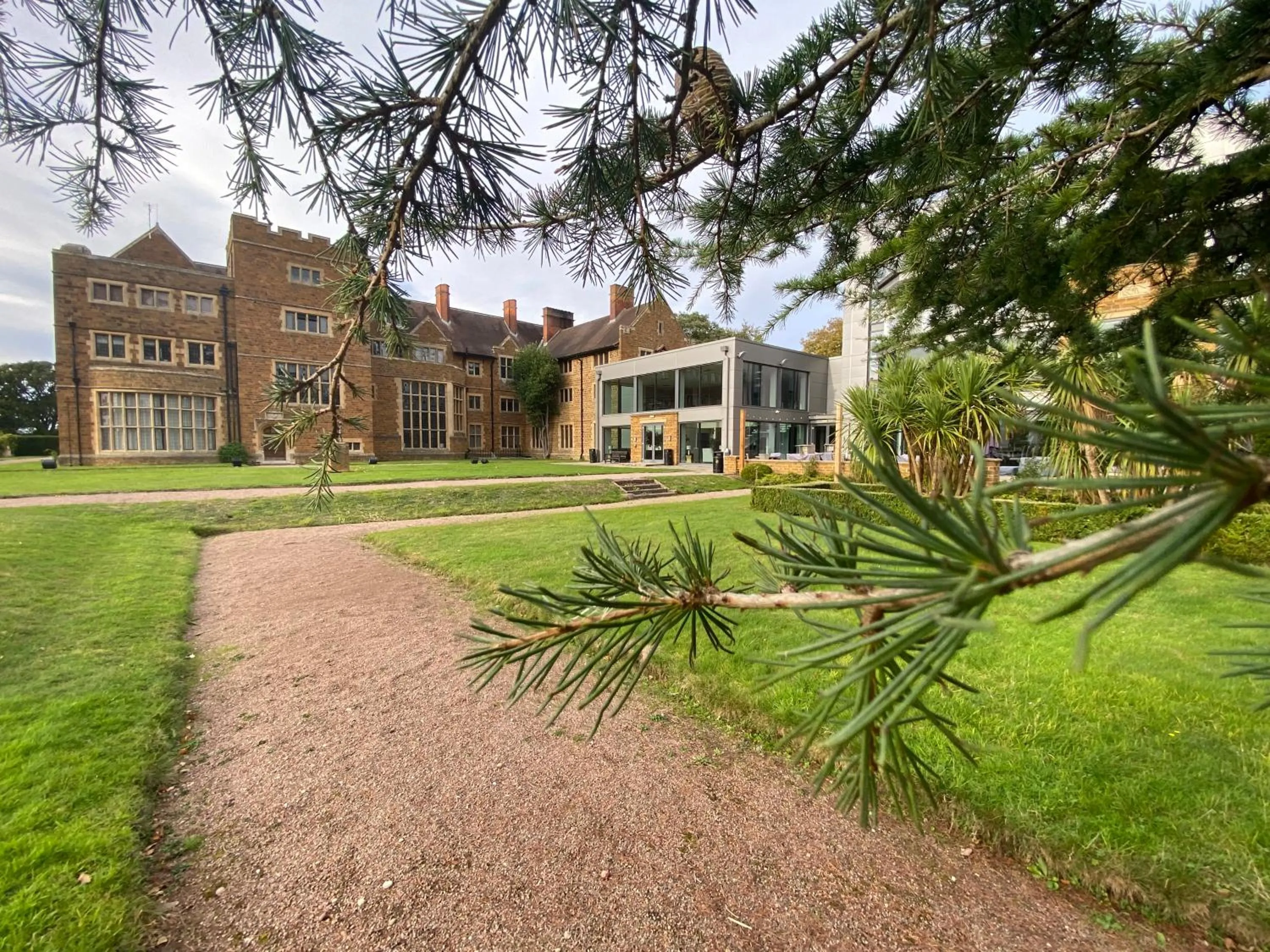 Property building in Ashorne Hill Leamington Spa