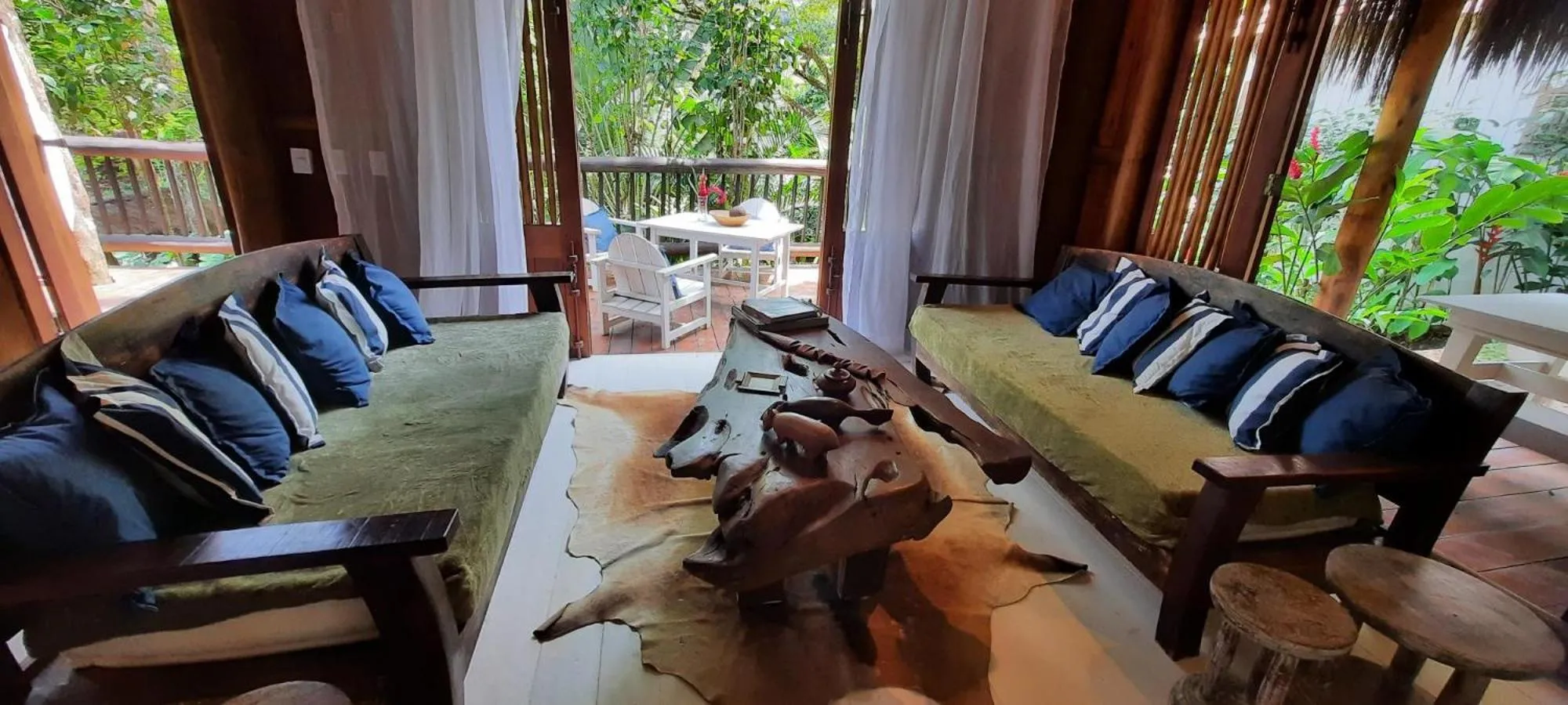 Living room in Trancoso Jungle Lodge