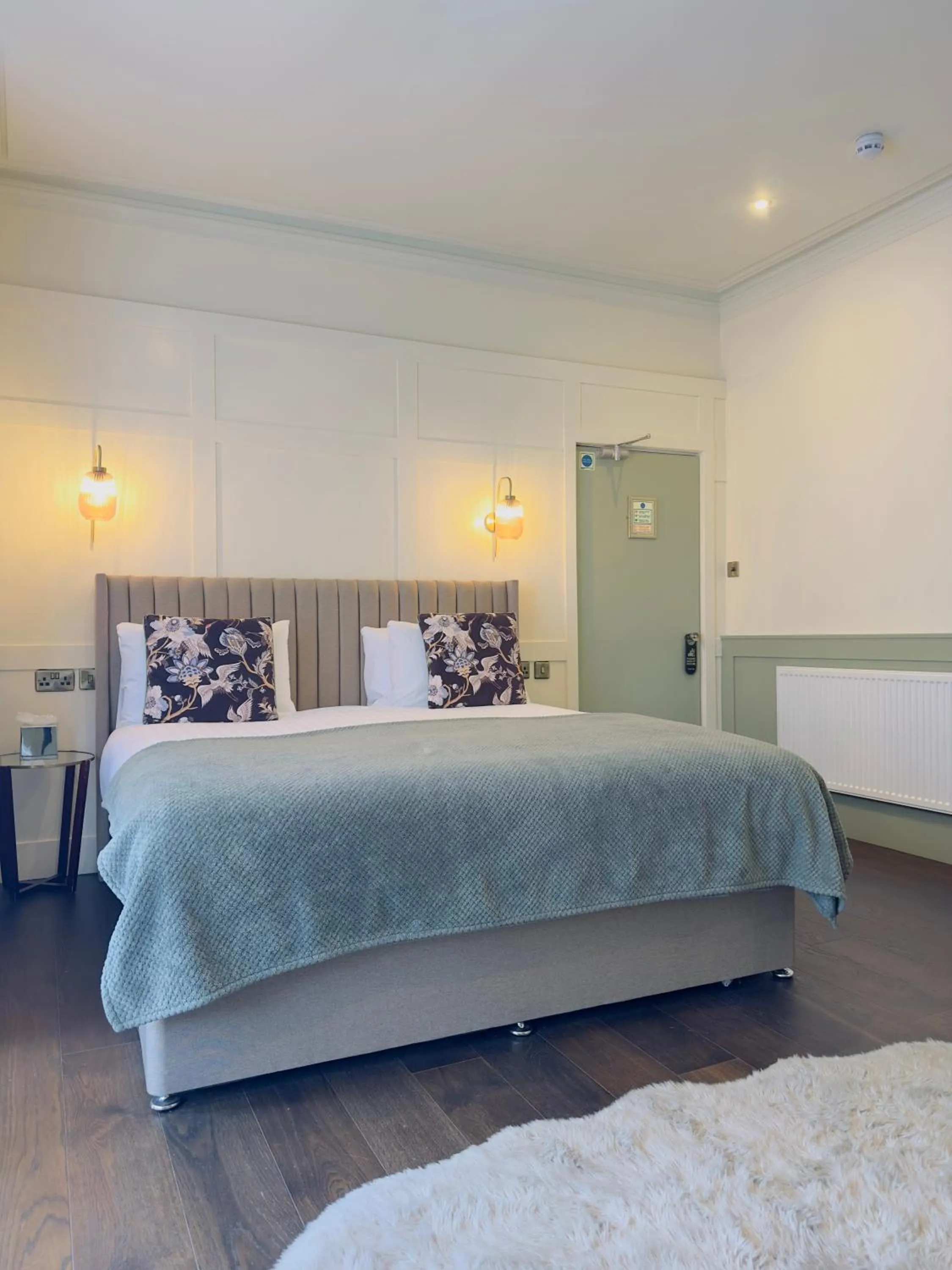 Bed in The Inn at Cheltenham Parade