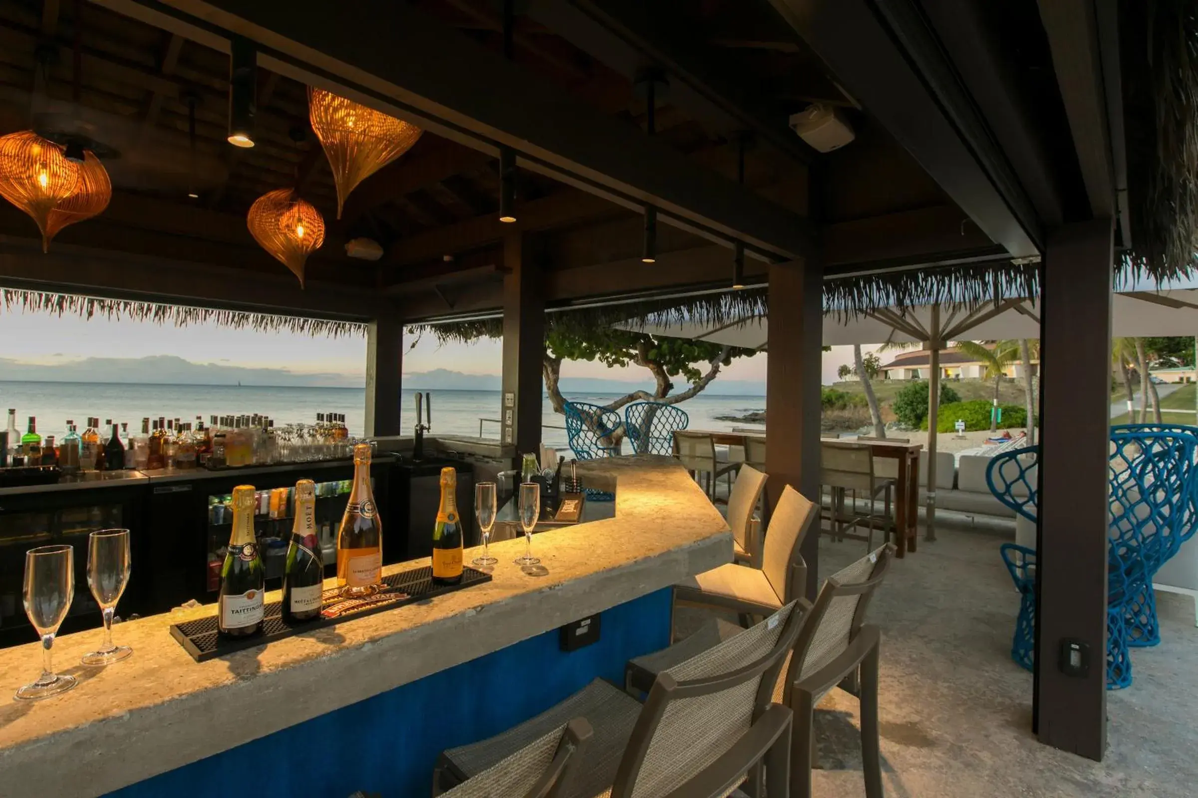 Restaurant/places to eat in The Buccaneer Beach & Golf Resort Restaurant/places to eat in The Buccaneer Beach & Golf Resort