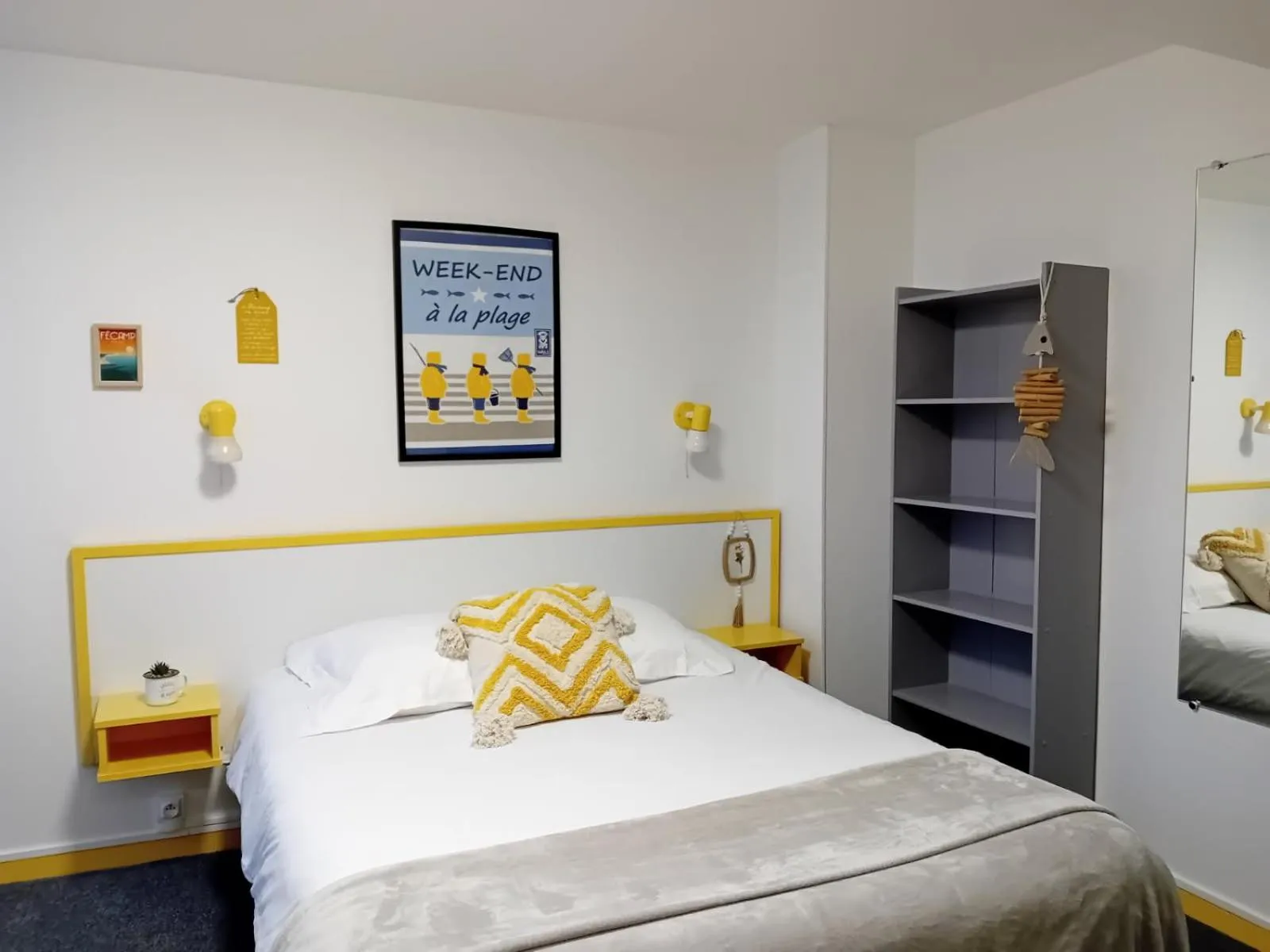 Bed in Hôtel de la Plage