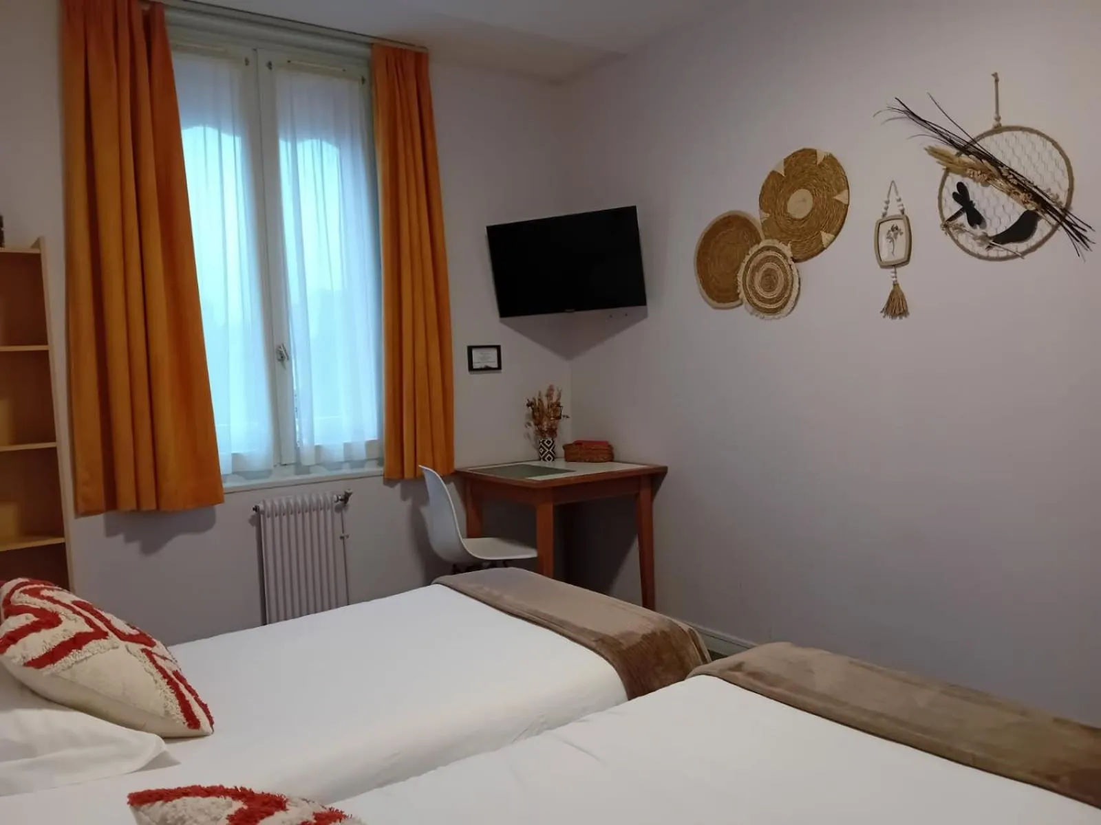 Bed in Hôtel de la Plage