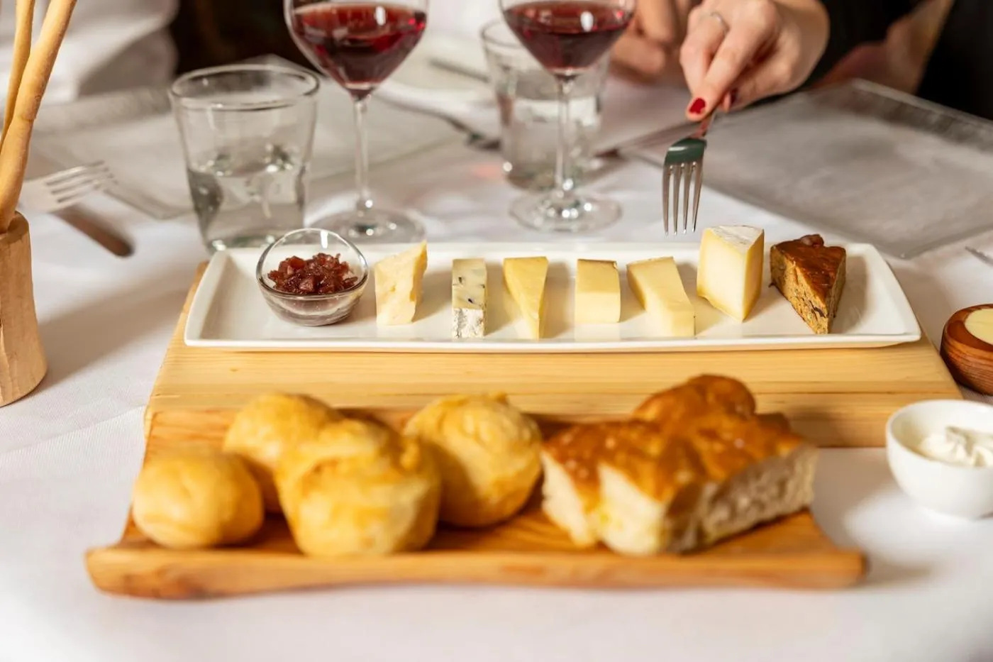 Restaurant/places to eat in Hotel La Serenella