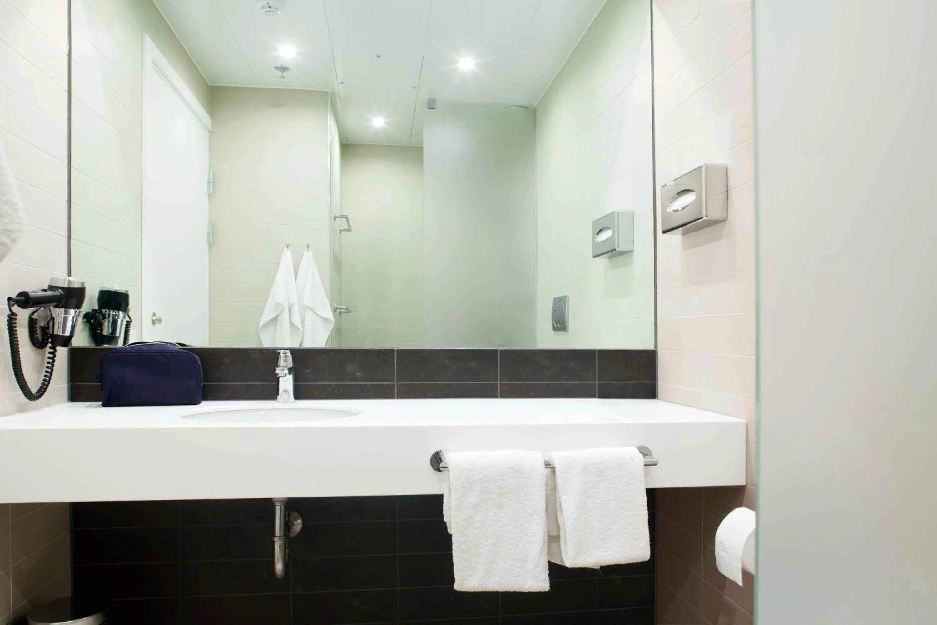 Bathroom in Scandic Aarhus City