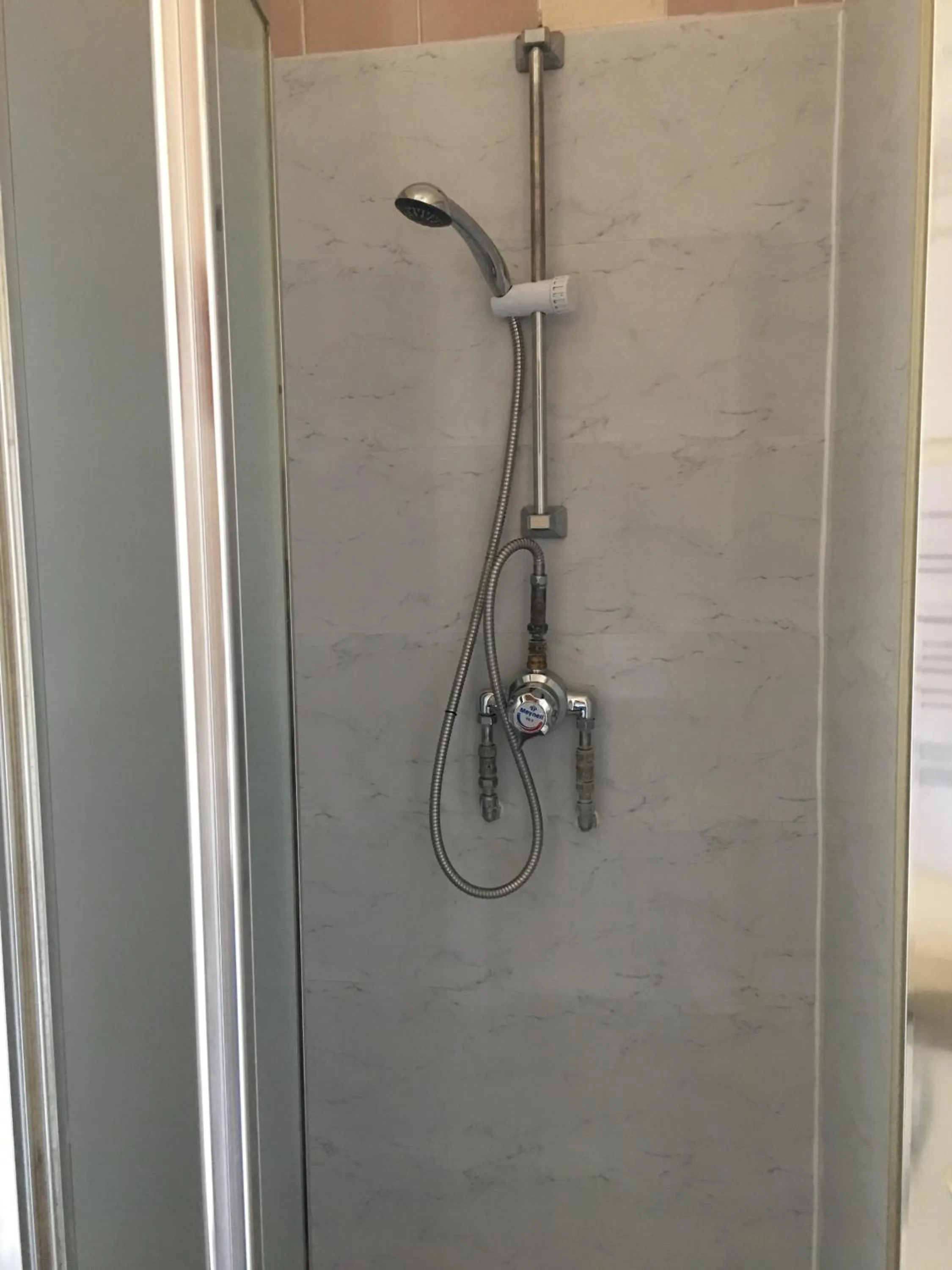 Bathroom in The Long Room Hotel and Bar